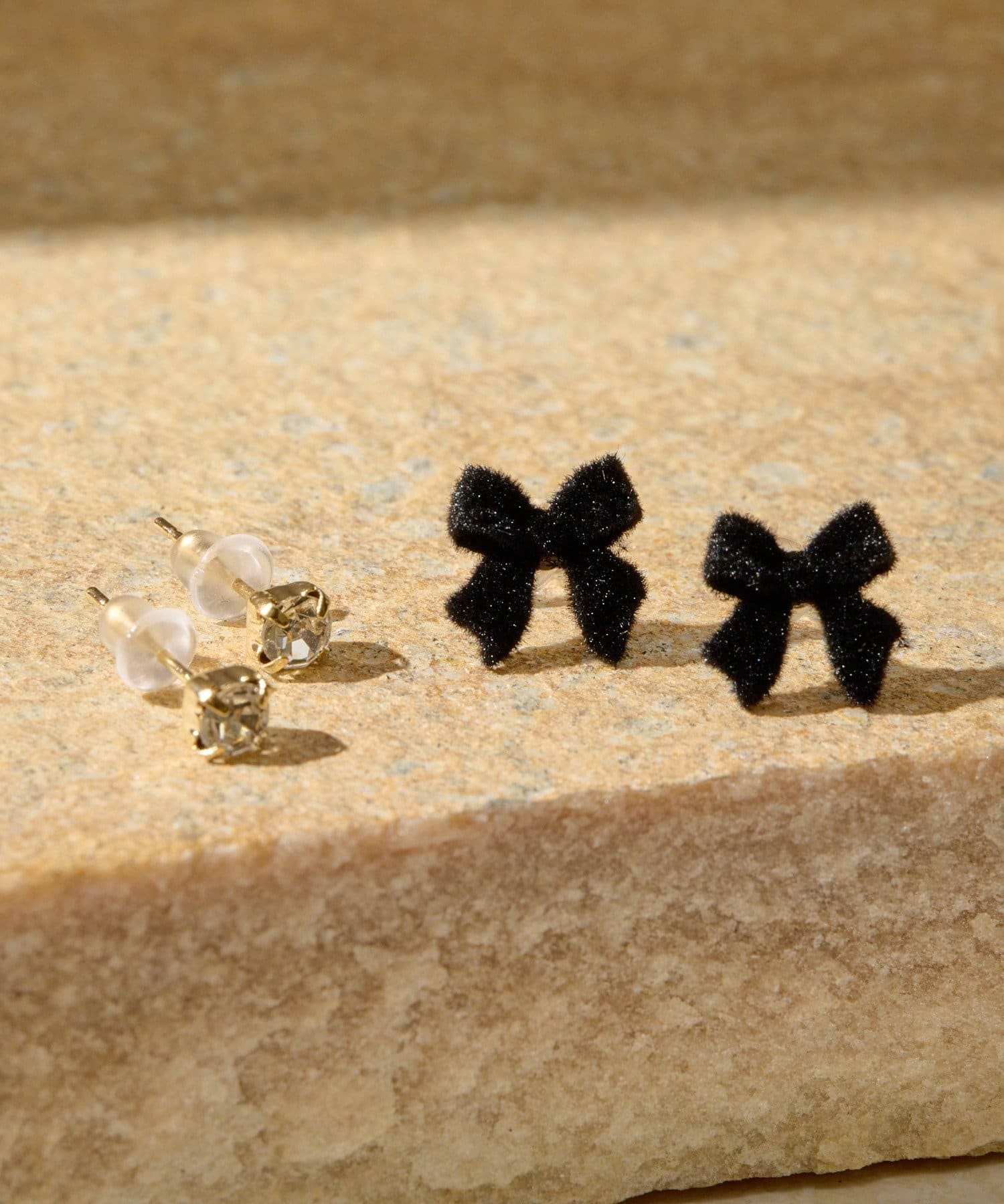 Lattice(ラティス) フロッキーリボンピアスセット(4P)