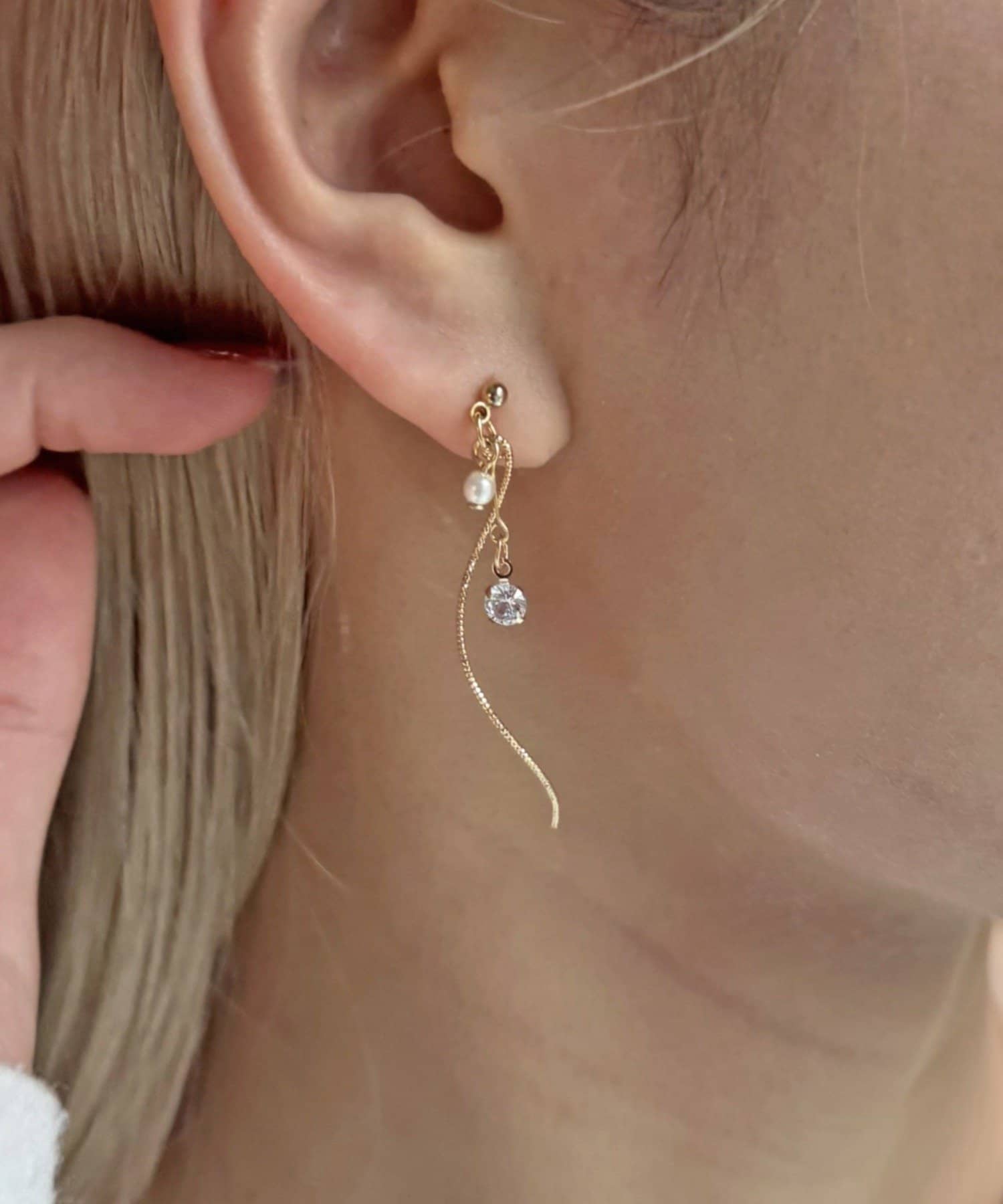 Lattice(ラティス) 華奢ロングピアス