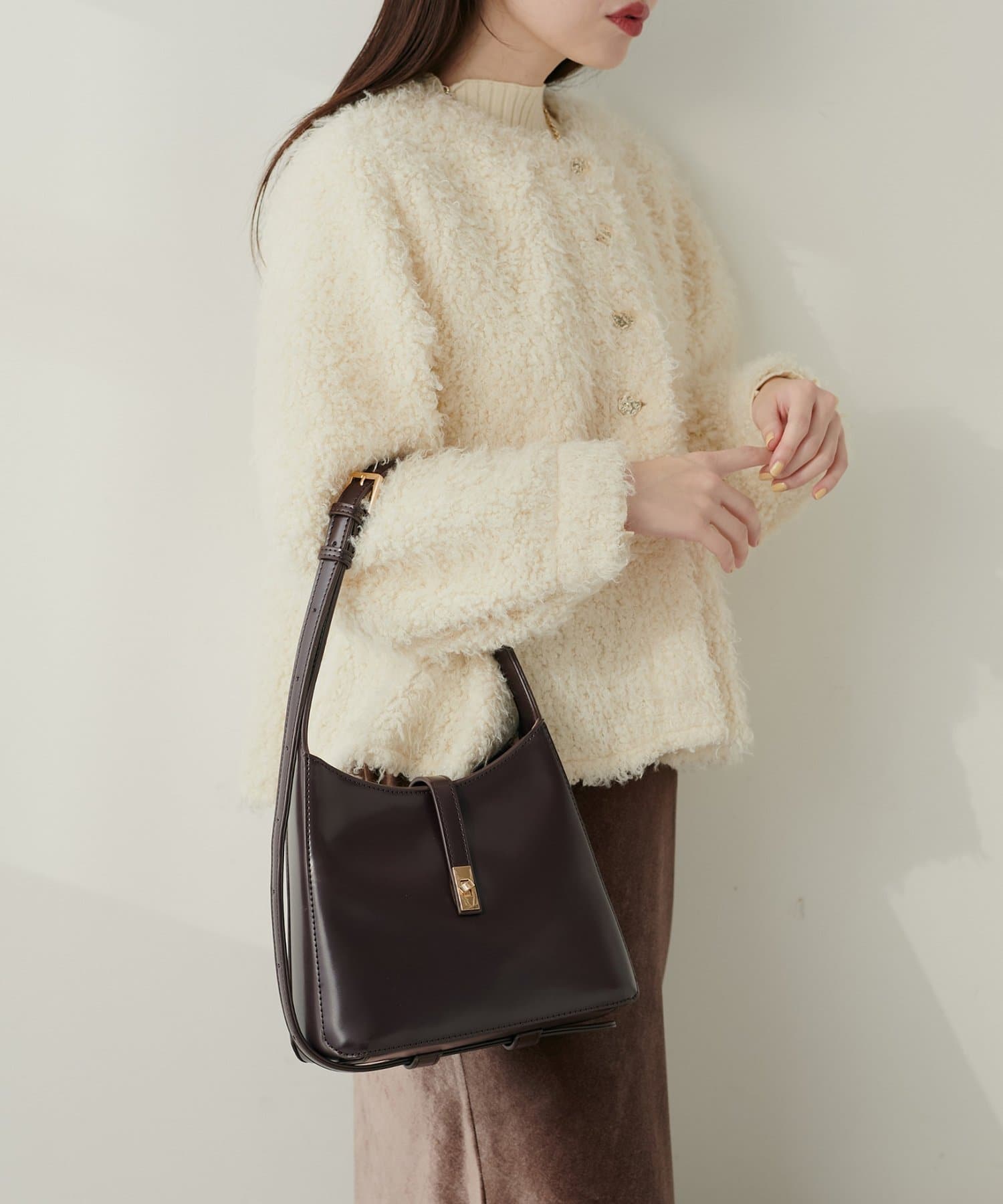 natural couture(ナチュラルクチュール) きれい目バックル２WAYショルダー