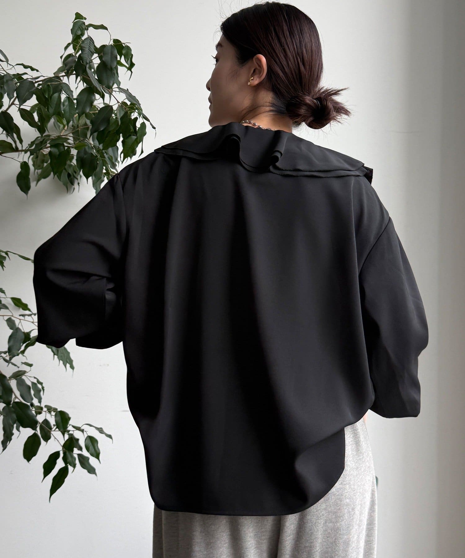 DOUDOU(ドゥドゥ) 【WEB限定】ピコフリルカラーブラウス