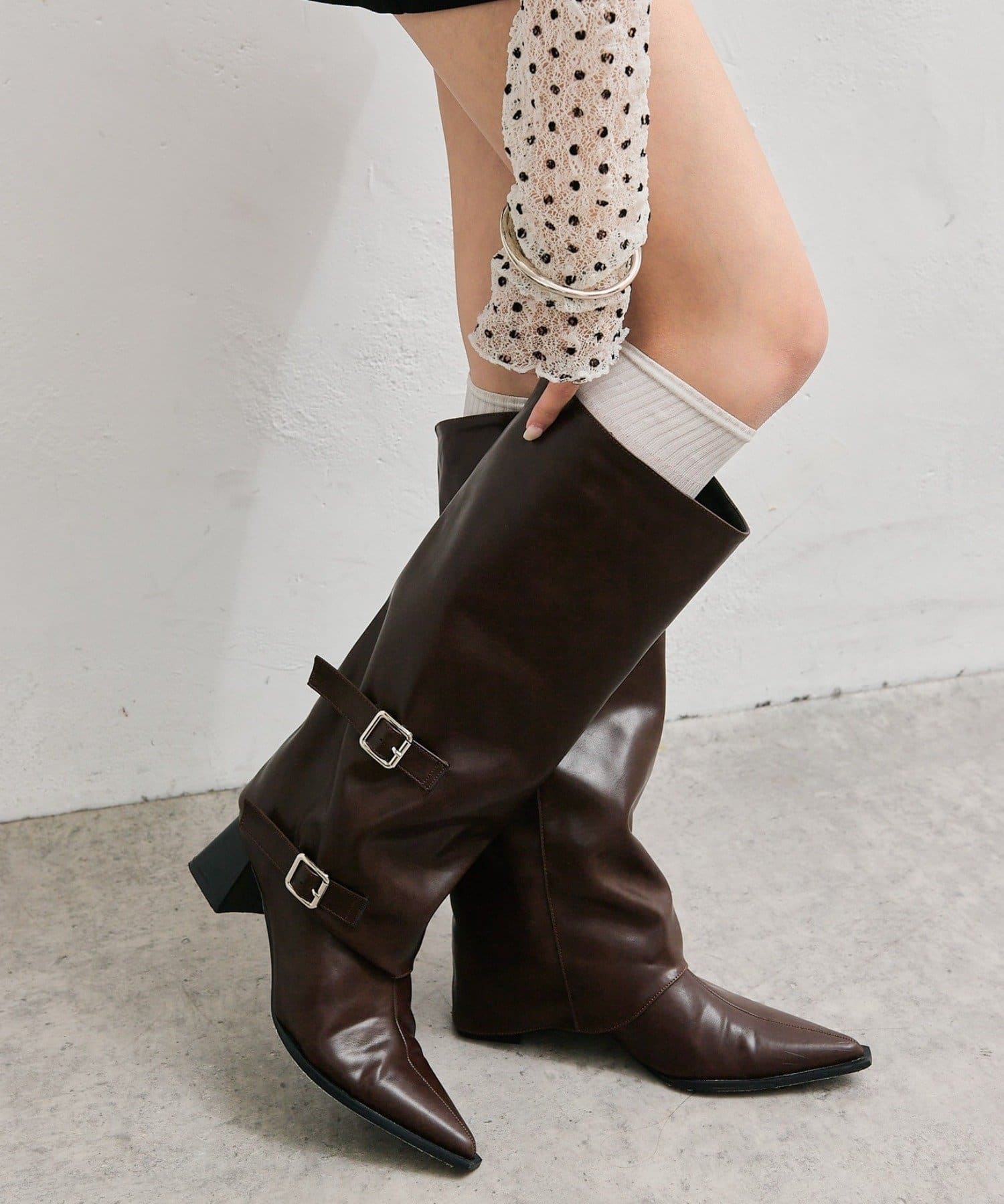 mystic(ミスティック) ベルト付きロングブーツ