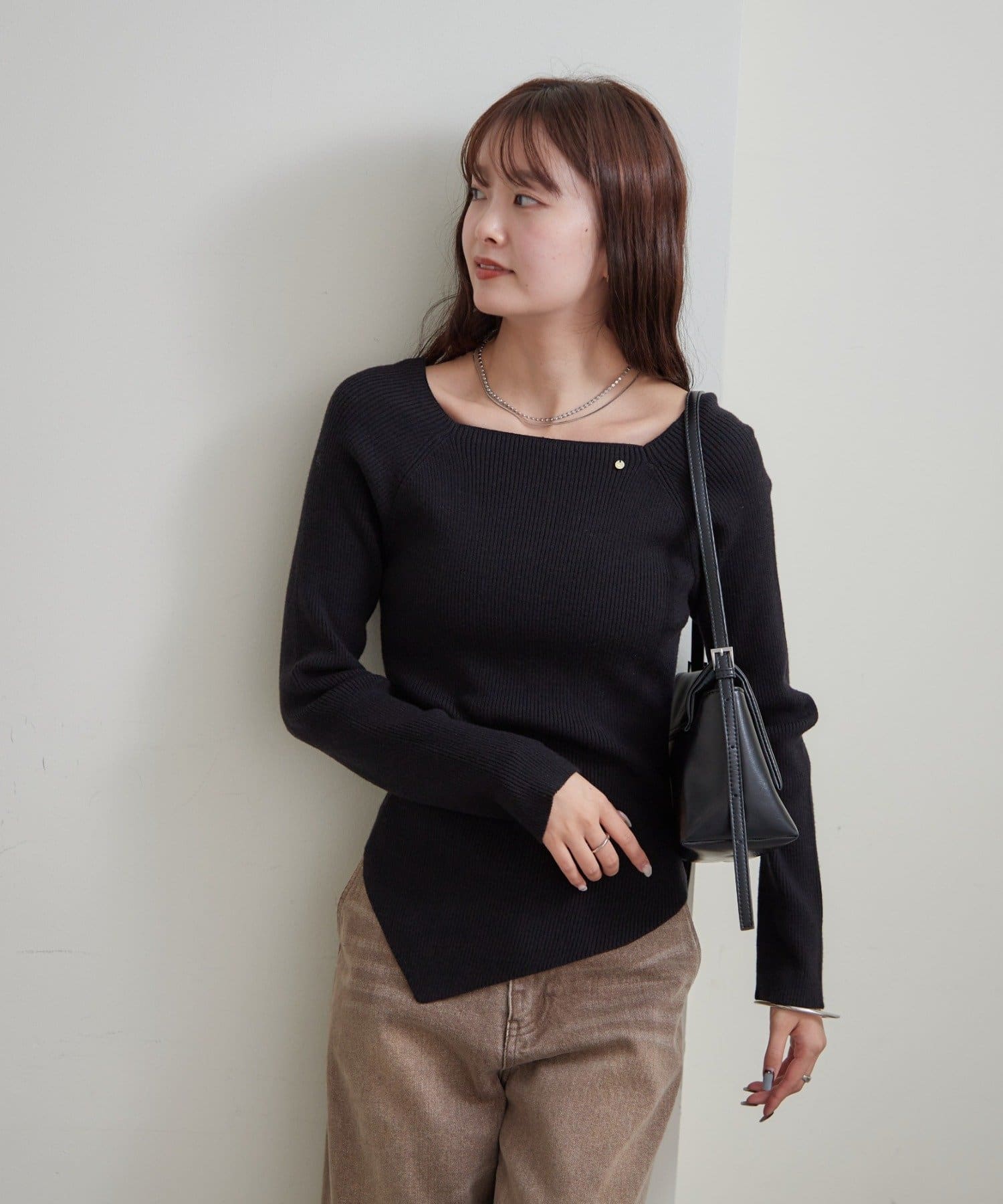 mystic(ミスティック) スクエアネックリブニット