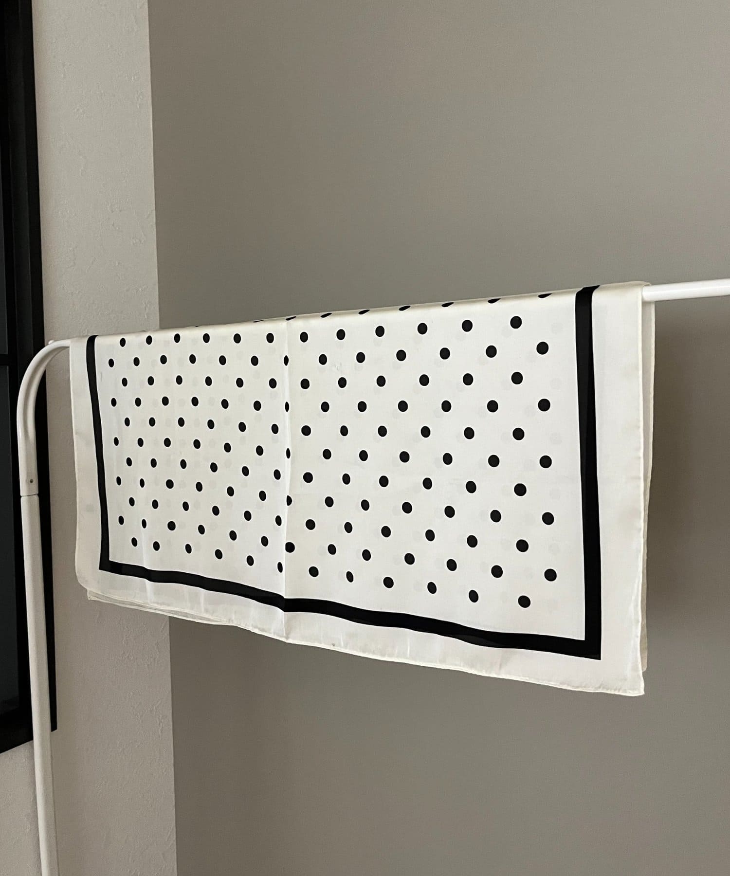 prose verse(プロズヴェール) ドットスカーフ