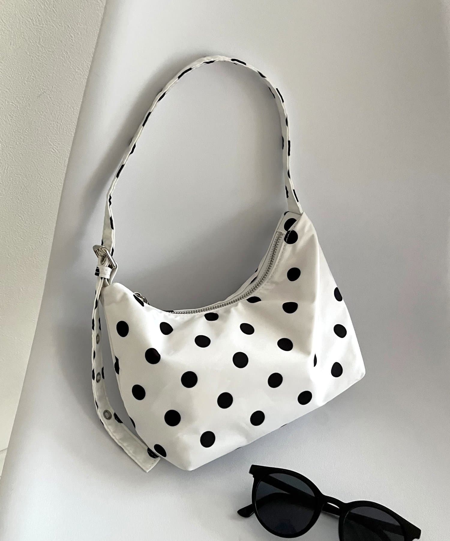 prose verse(プロズヴェール) ドットミニバッグ