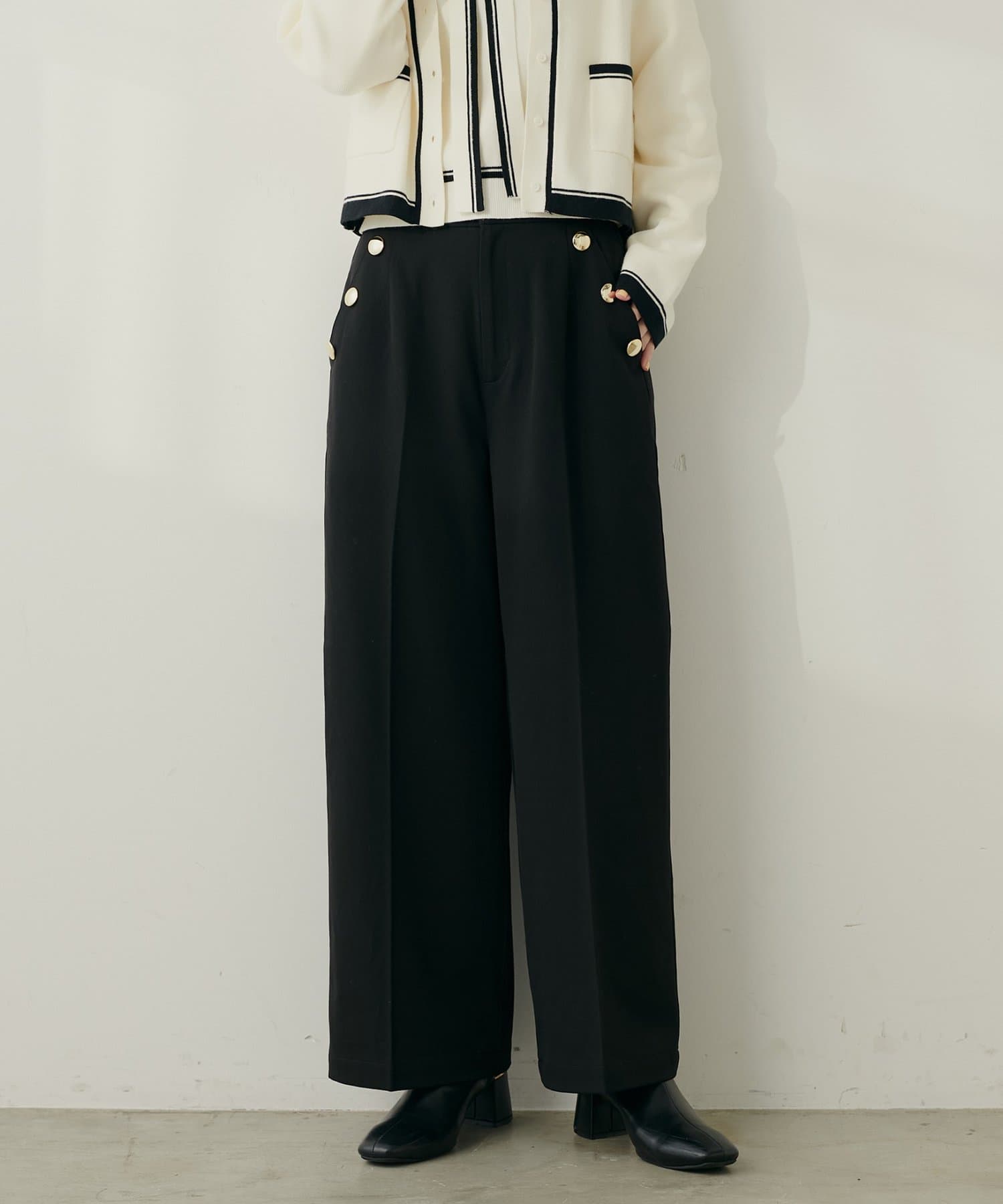 natural couture(ナチュラルクチュール) 【セットフェア対象】【パルクロ限定】サイドボタンパンツ