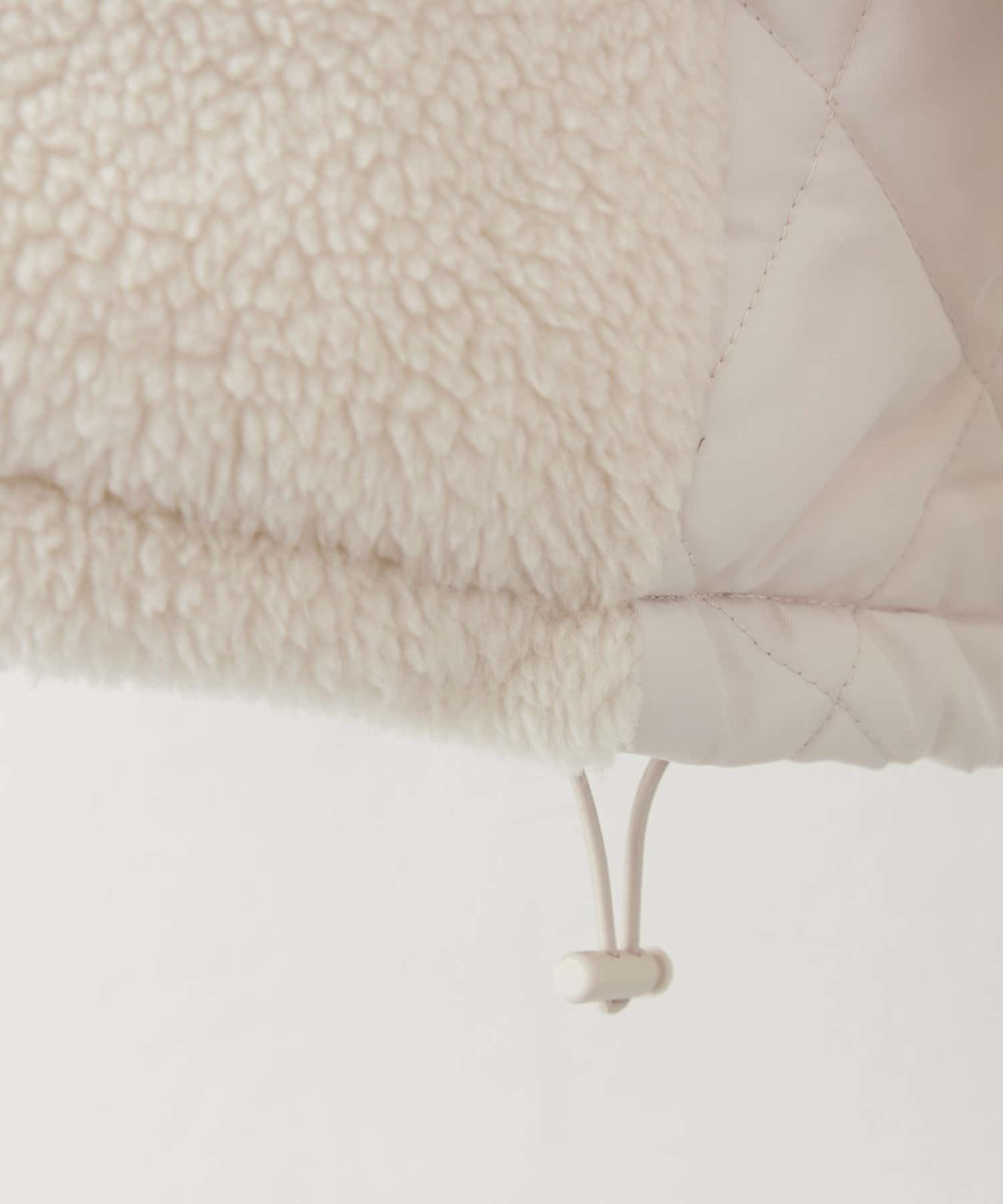 Remind me and forever(リマインドミーアンドフォーエバー) ボア×キルト切替スタンドブルゾン