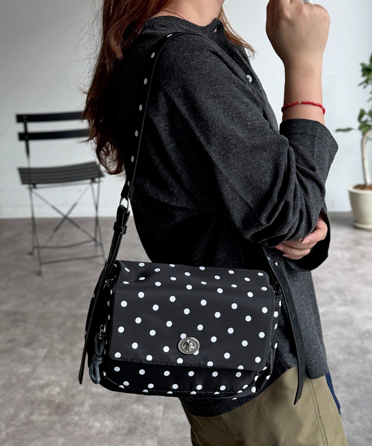 CPCM(シーピーシーエム) ターンロックダブルベルトレザーバッグ