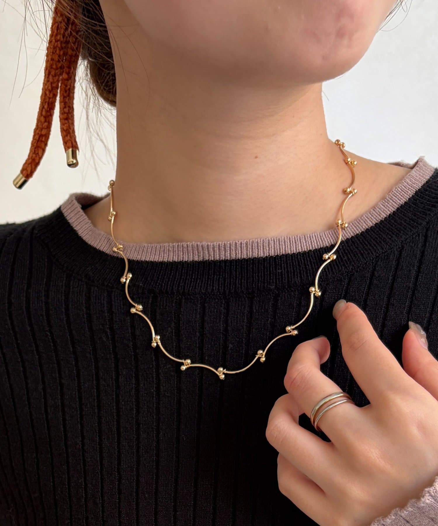 Chez toi(シェトワ) 変形ウェーブネックレス