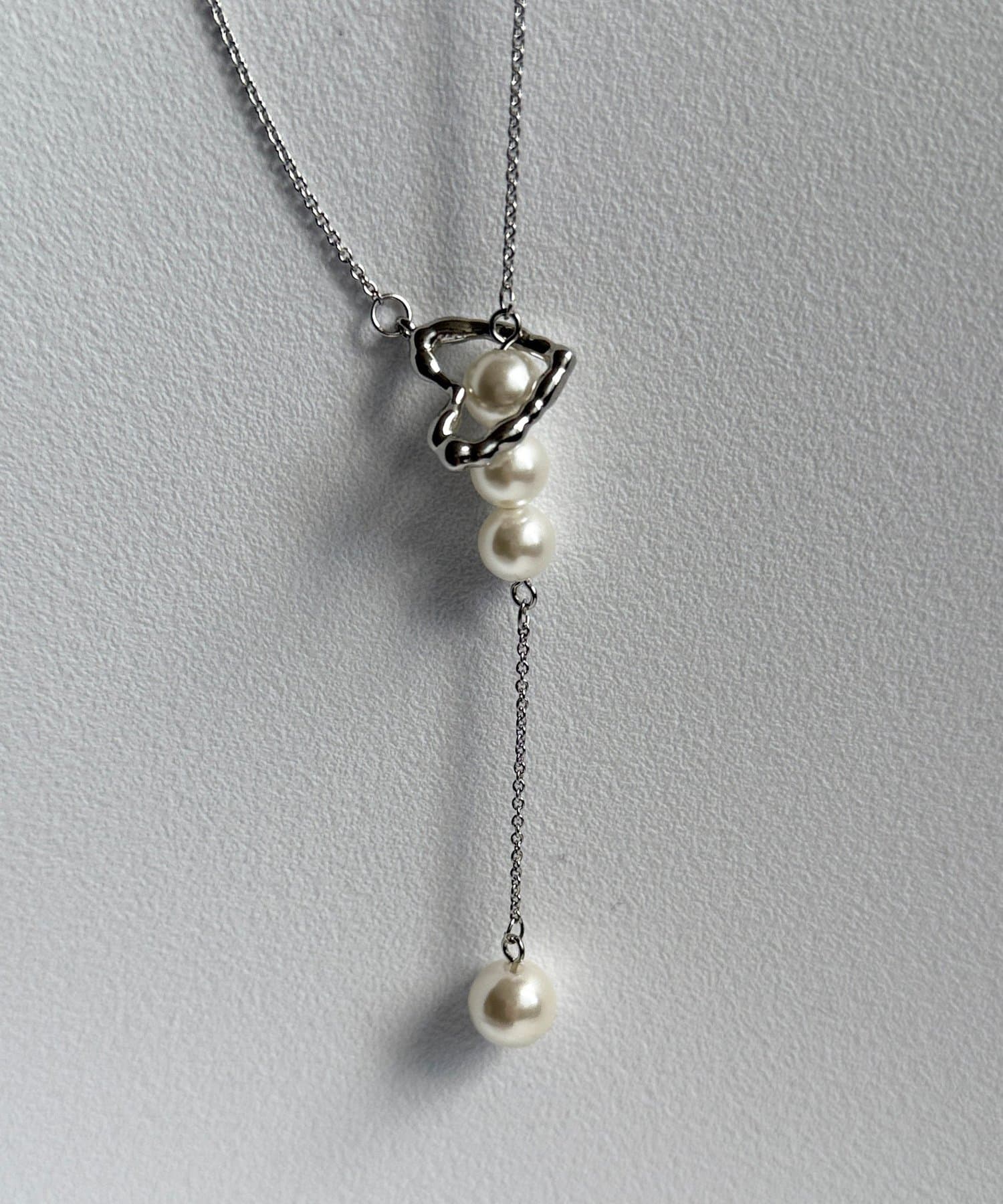 Chez toi(シェトワ) ハートとパールロングネックレス