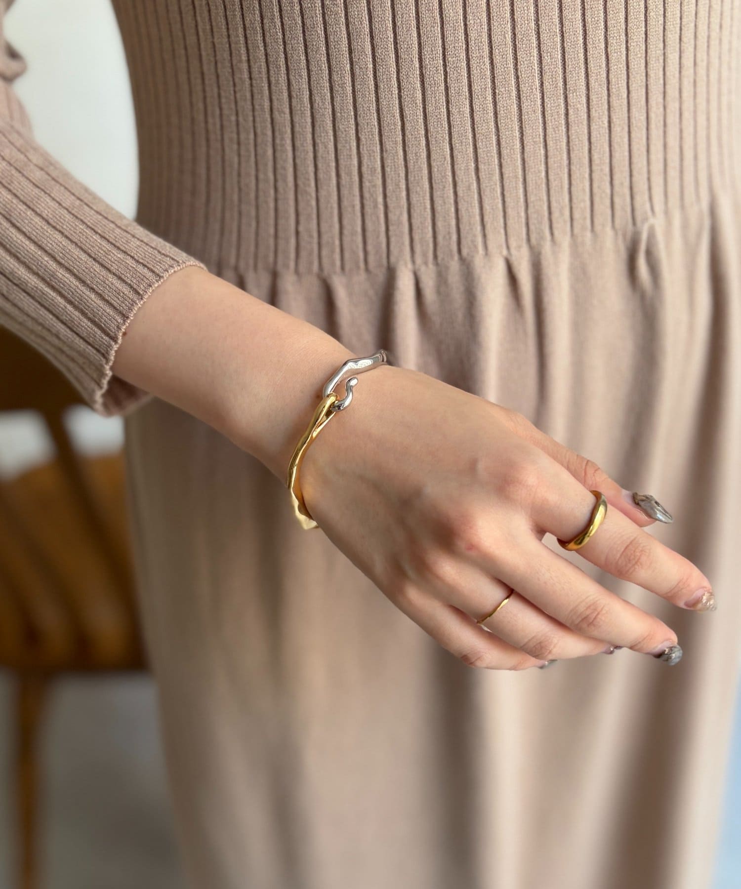 Chez toi(シェトワ) 変形フープブレスレット