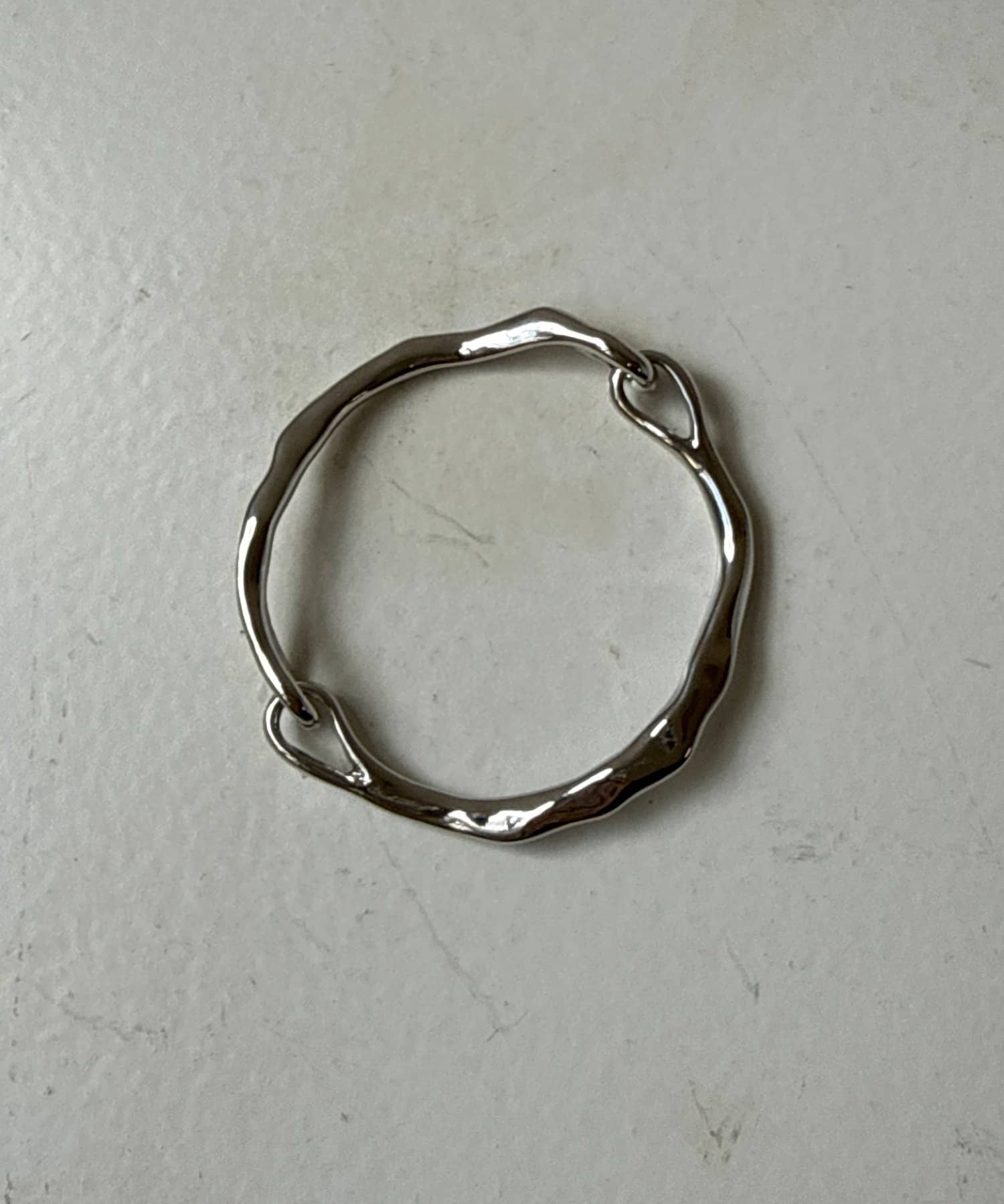 Chez toi(シェトワ) 変形フープブレスレット