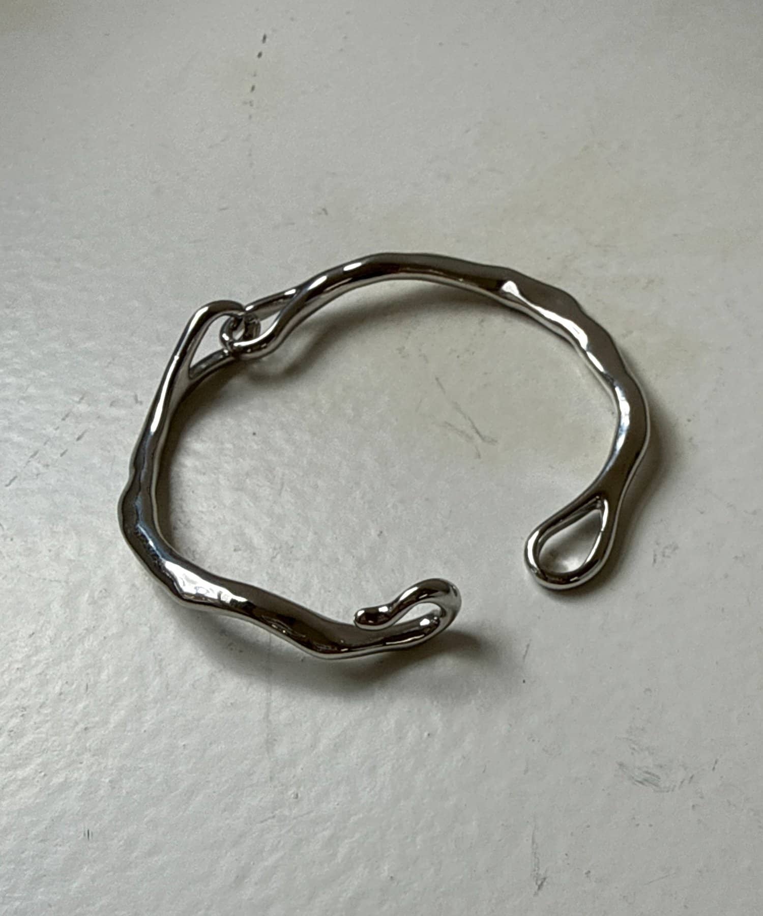 Chez toi(シェトワ) 変形フープブレスレット