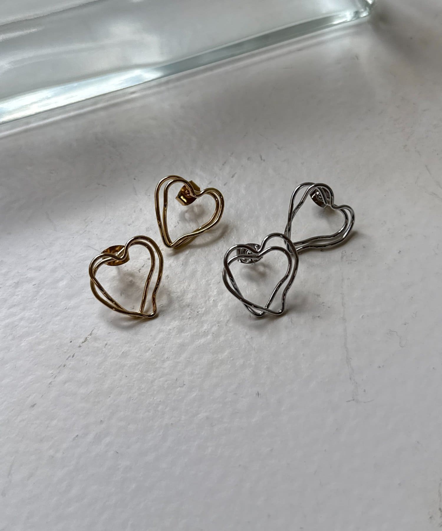 Chez toi(シェトワ) ニュアンスハートピアス