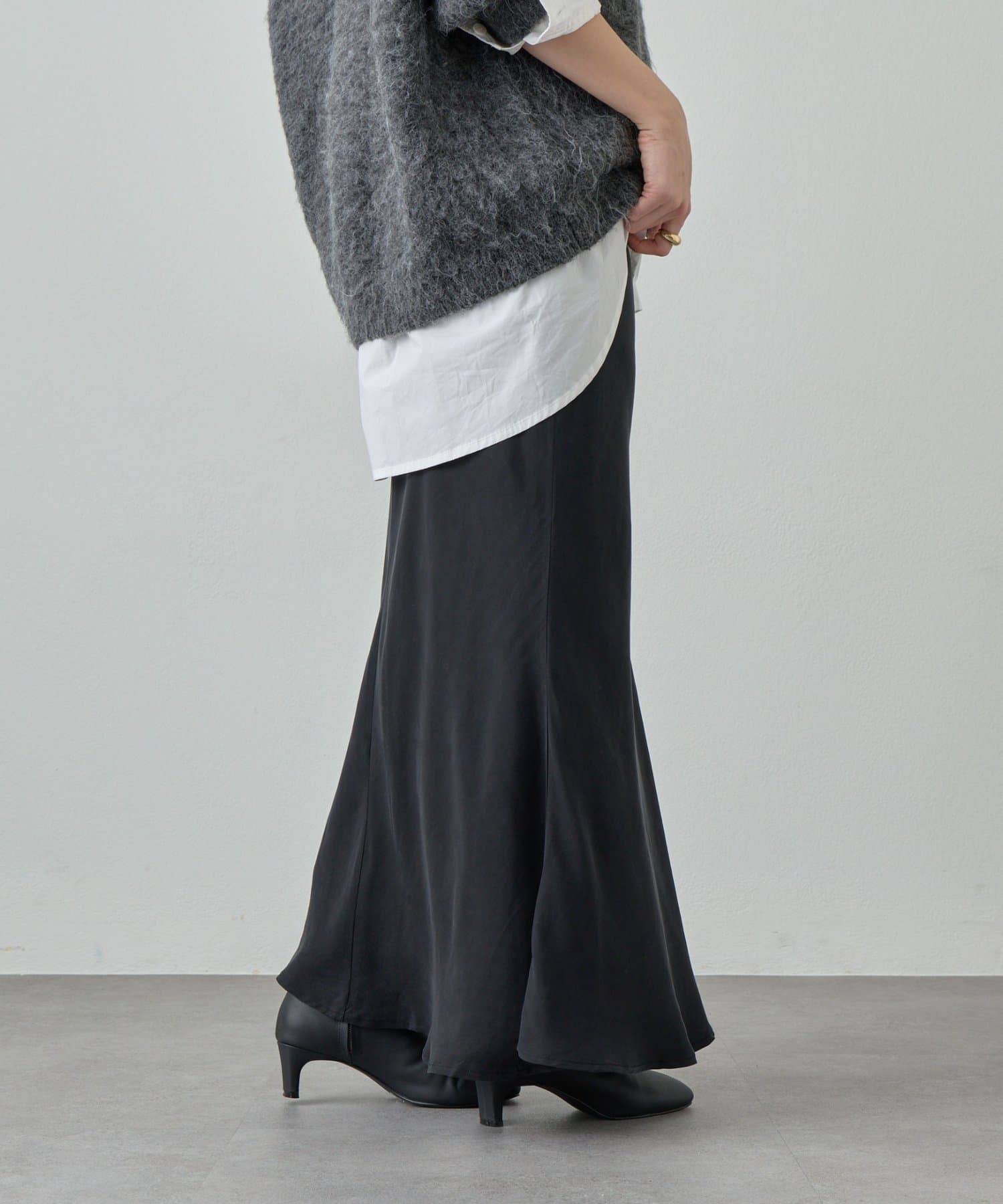 SHENERY(シーナリー) ヘムラインマーメイドスカート