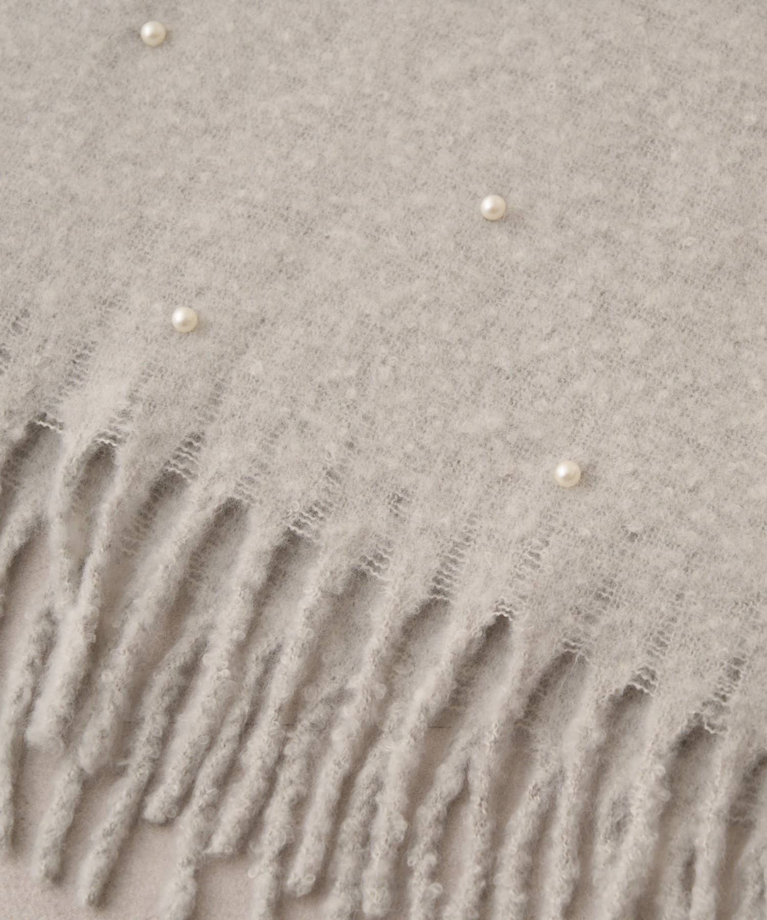 Remind me and forever(リマインドミーアンドフォーエバー) 冬コーデの主役に！パール付マフラー