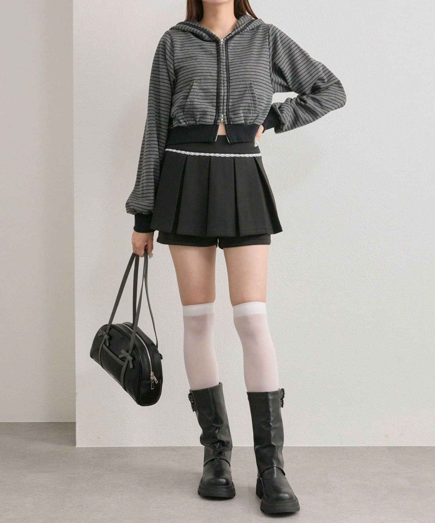 NICE CLAUP / OLIVE des OLIVE OUTLET(ナイスクラップ  / オリーブ デ オリーブ アウトレット) 【OLIVE des OLIVE】アウターに合わせるパーカー