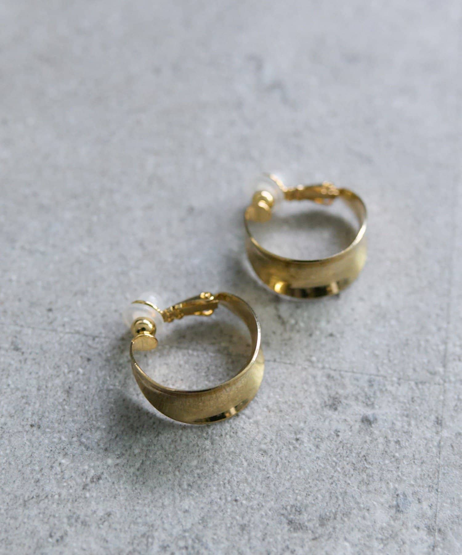 PUAL CE CIN(ピュアルセシン) メタルフープイヤリング