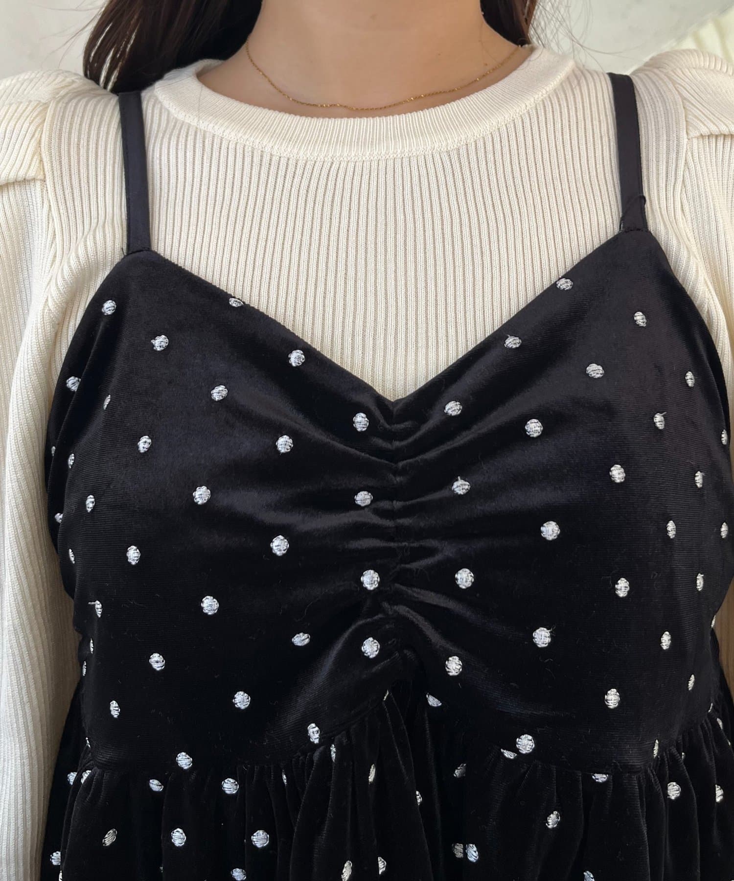 prose verse(プロズヴェール) ドット刺繍チュールレイヤードベロアビスチェ