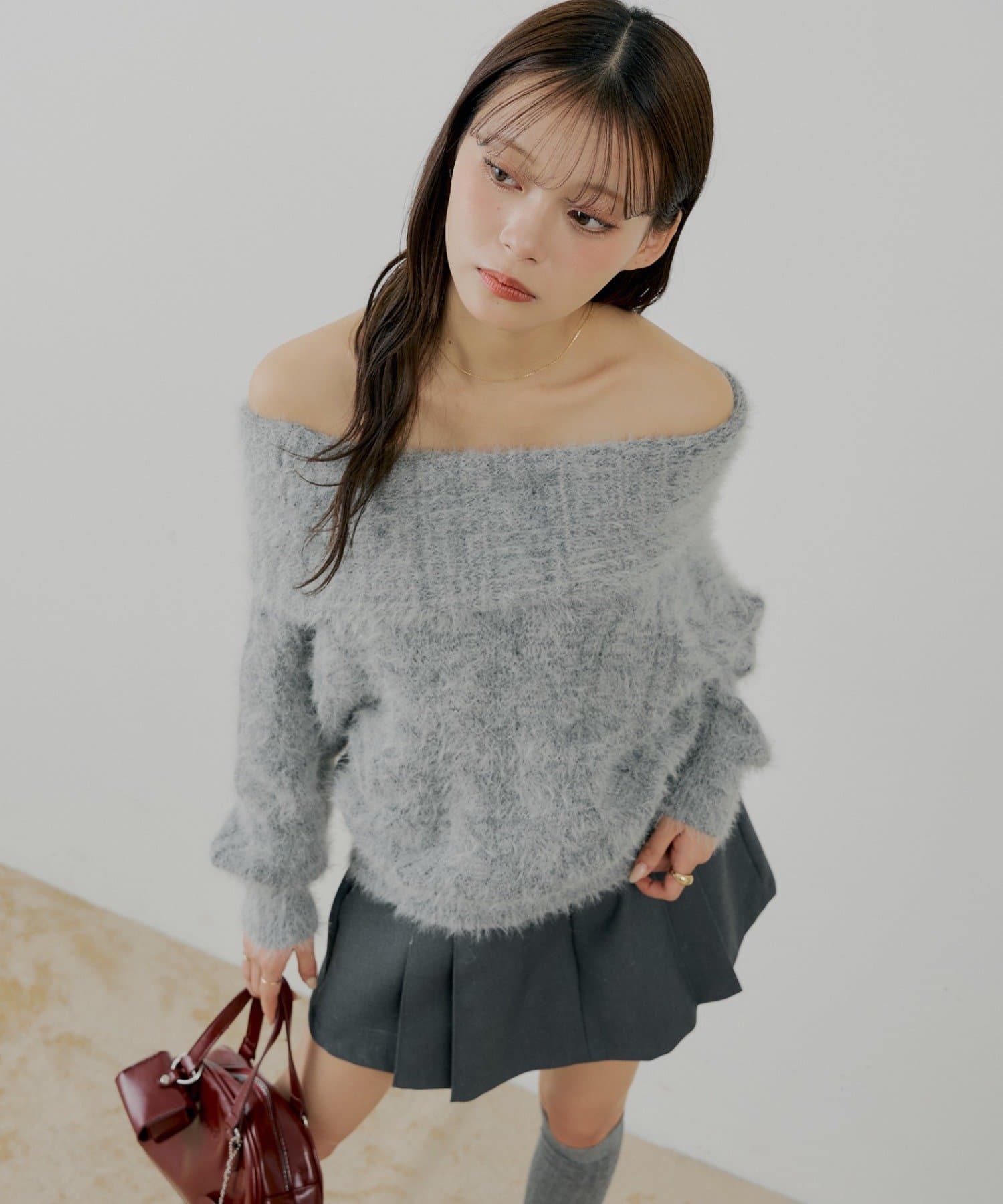 Chico(チコ) 【10/23(木)0時販売】リブデザインオフショルルーズニット