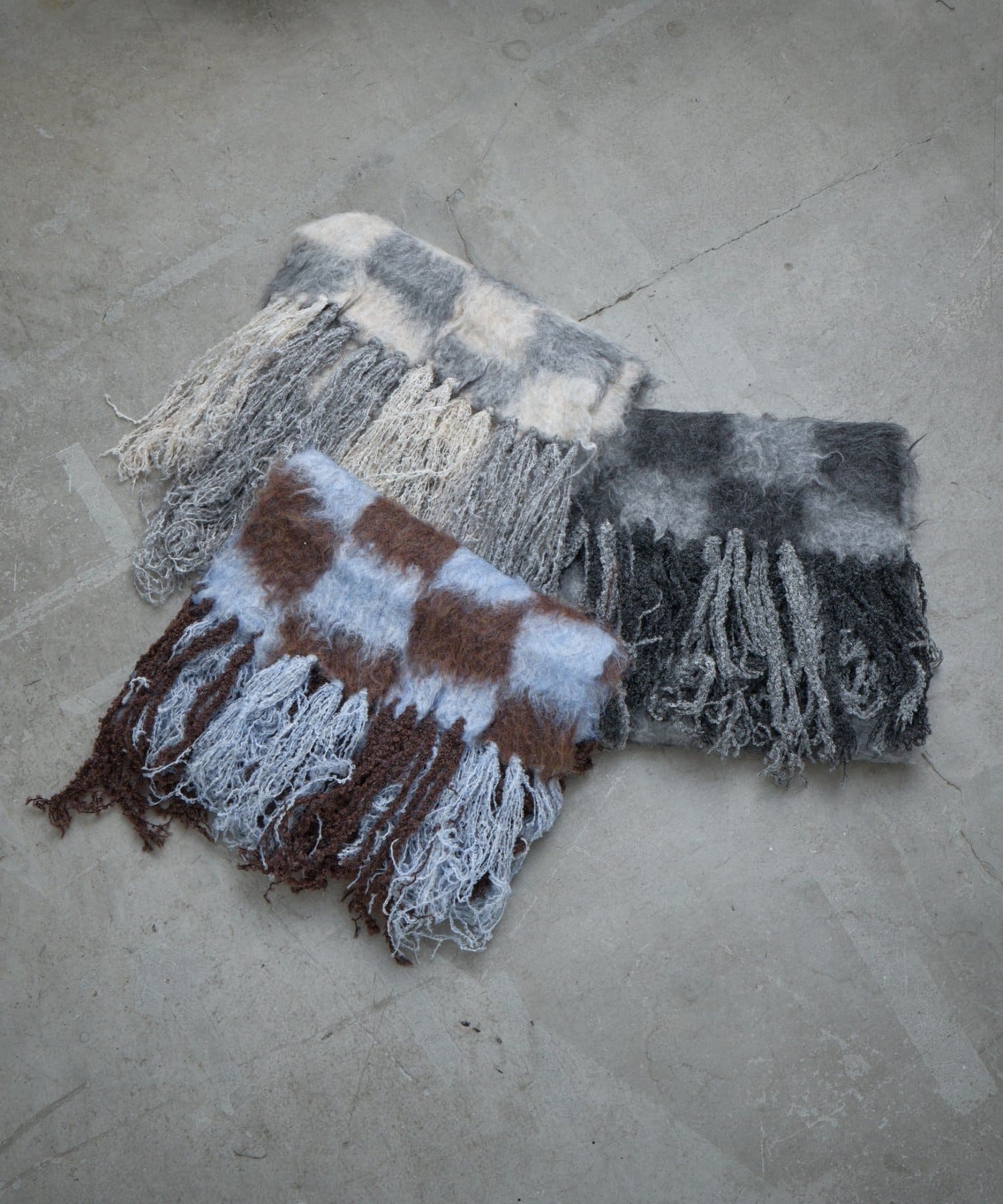 -goocy-(グーシー) 起毛チェックマフラー