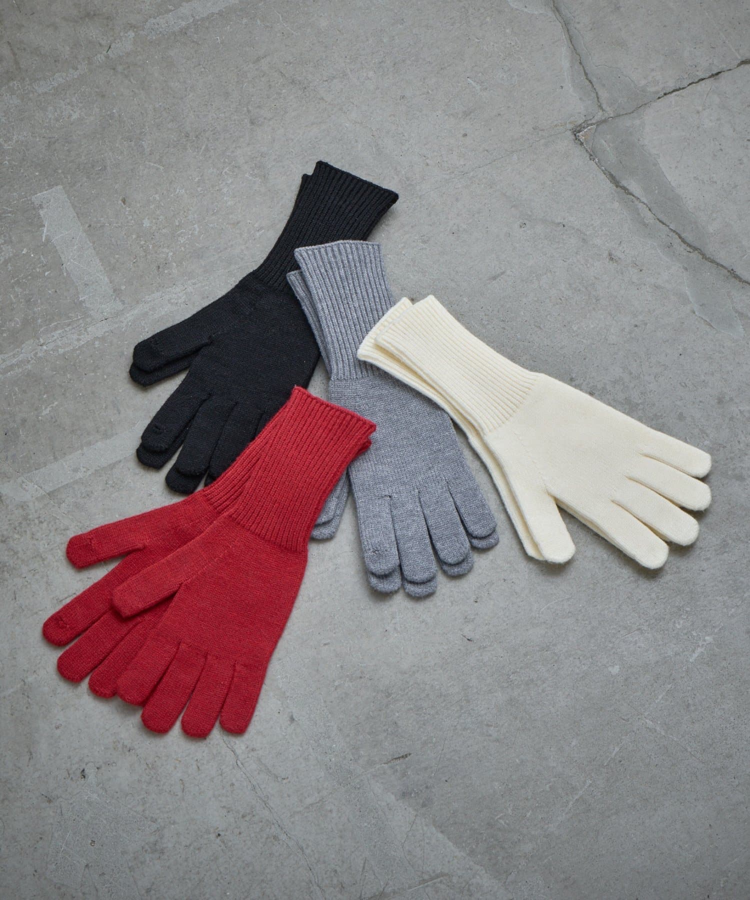 -goocy-(グーシー) 指穴開き手袋