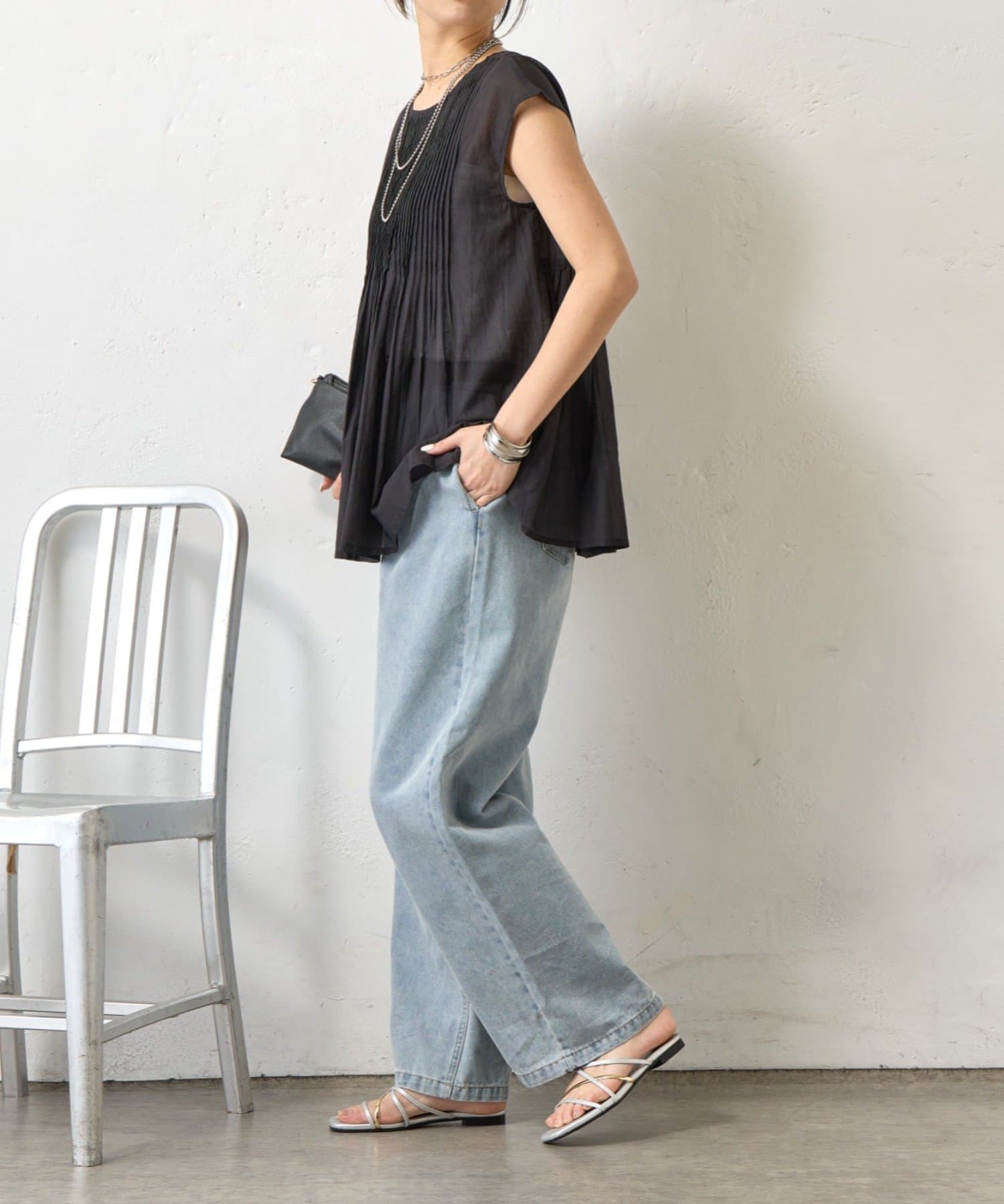 Jena　espace merveilleux(ジェナ　エスパスメルヴェイユ) ピンタックノースリブラウス