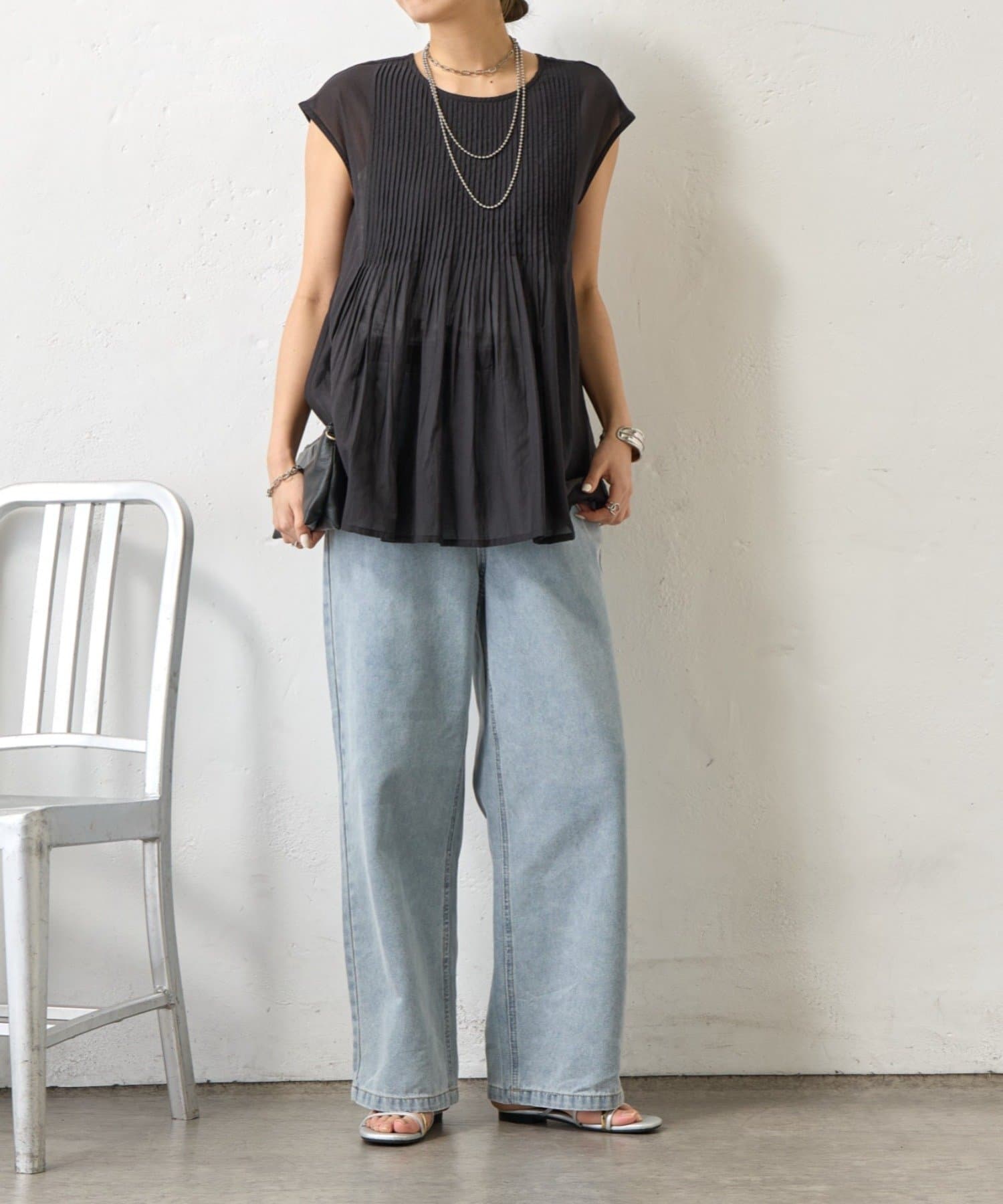 Jena　espace merveilleux(ジェナ　エスパスメルヴェイユ) ピンタックノースリブラウス