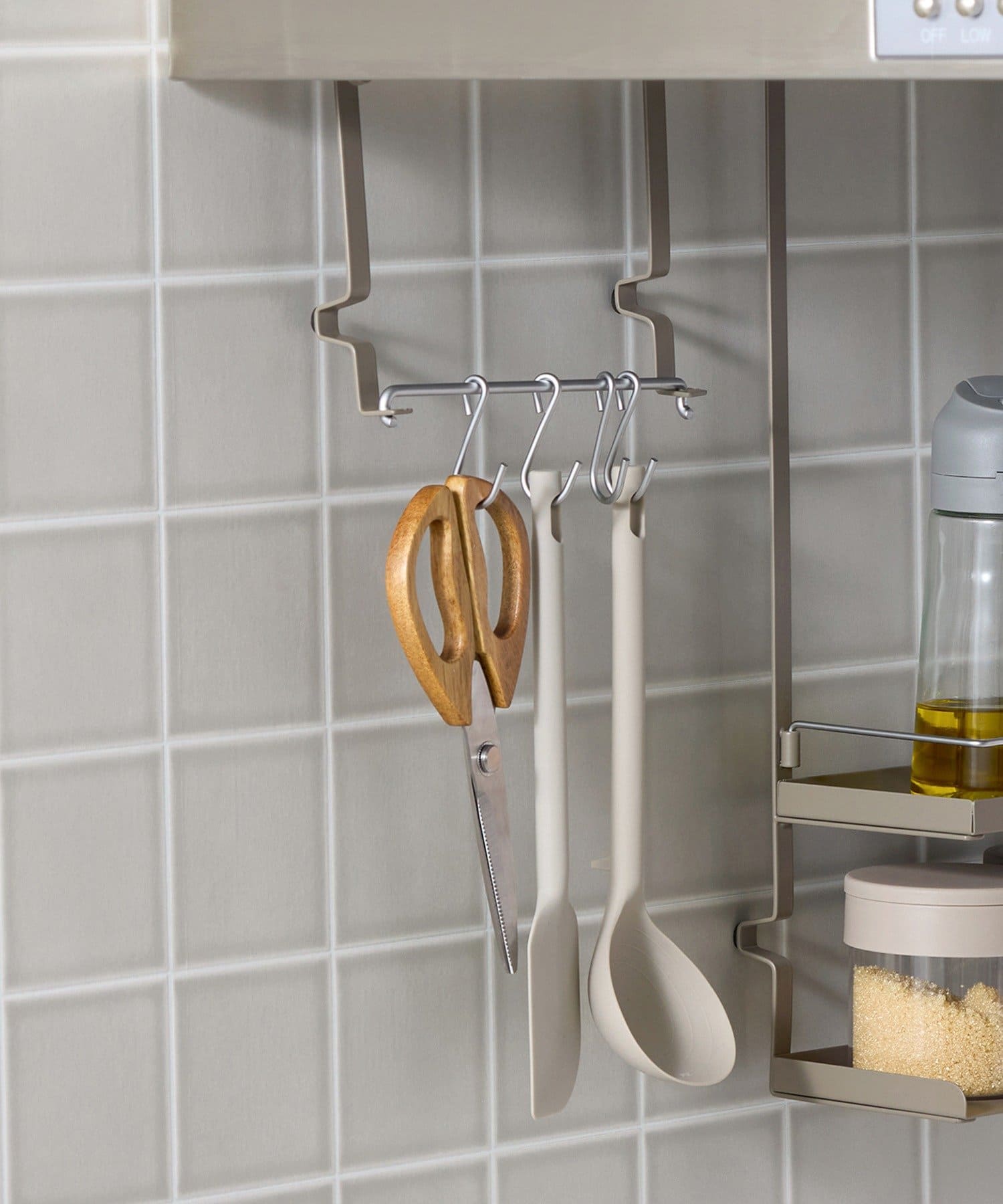 3COINS(スリーコインズ) レンジフード4連フック／KITINTO