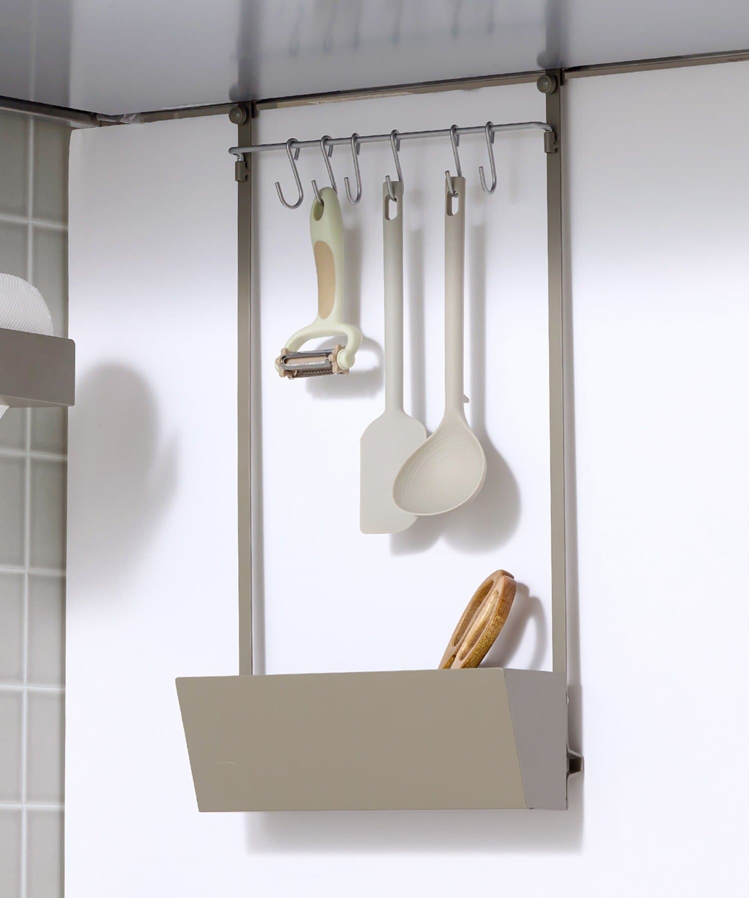 3COINS(スリーコインズ) レンジフードマルチツールフック／KITINTO