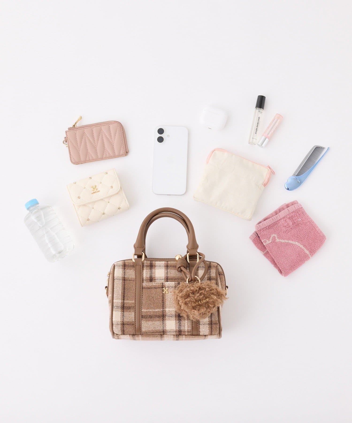 one after another NICE CLAUP(ワンアフターアナザー ナイスクラップ) ハートチャーム付きミニボストン