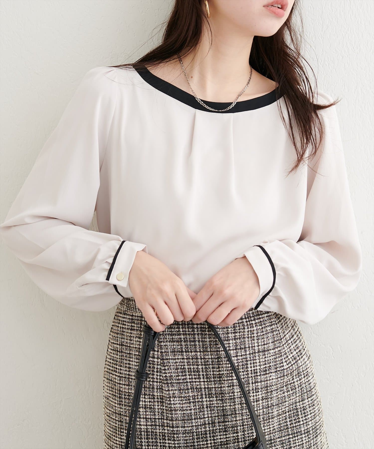 natural couture(ナチュラルクチュール) 【WEB限定】バイカラーボートネックブラウス
