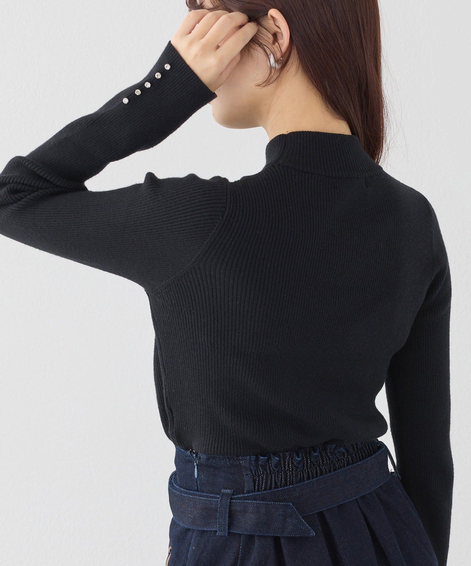 one after another NICE CLAUP(ワンアフターアナザー ナイスクラップ) 袖ボタンプチハイニット