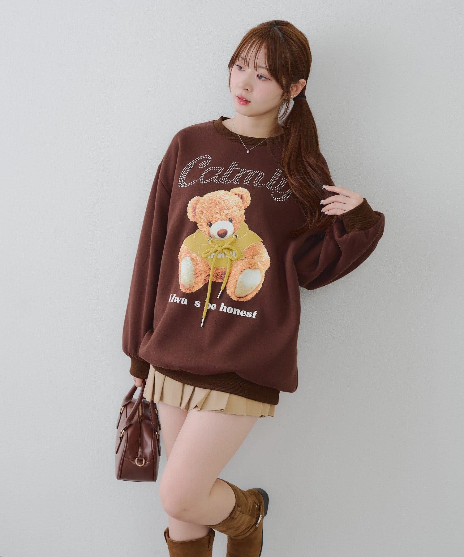 NICE CLAUP / OLIVE des OLIVE OUTLET(ナイスクラップ  / オリーブ デ オリーブ アウトレット) 【RMAF】キラキラロゴクマ裏起毛スウェット
