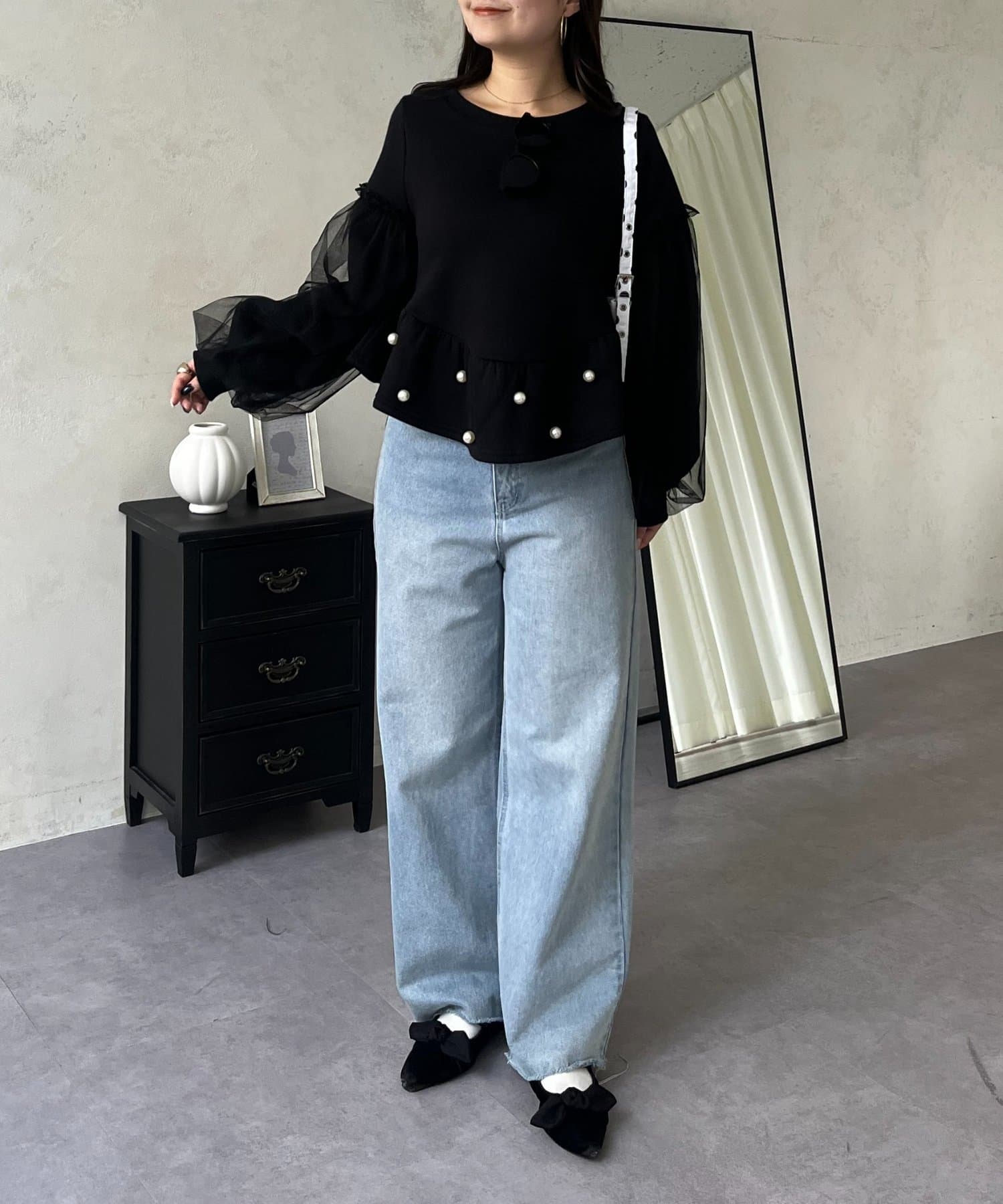 prose verse(プロズヴェール) 袖チュールパールペプラムスウェット