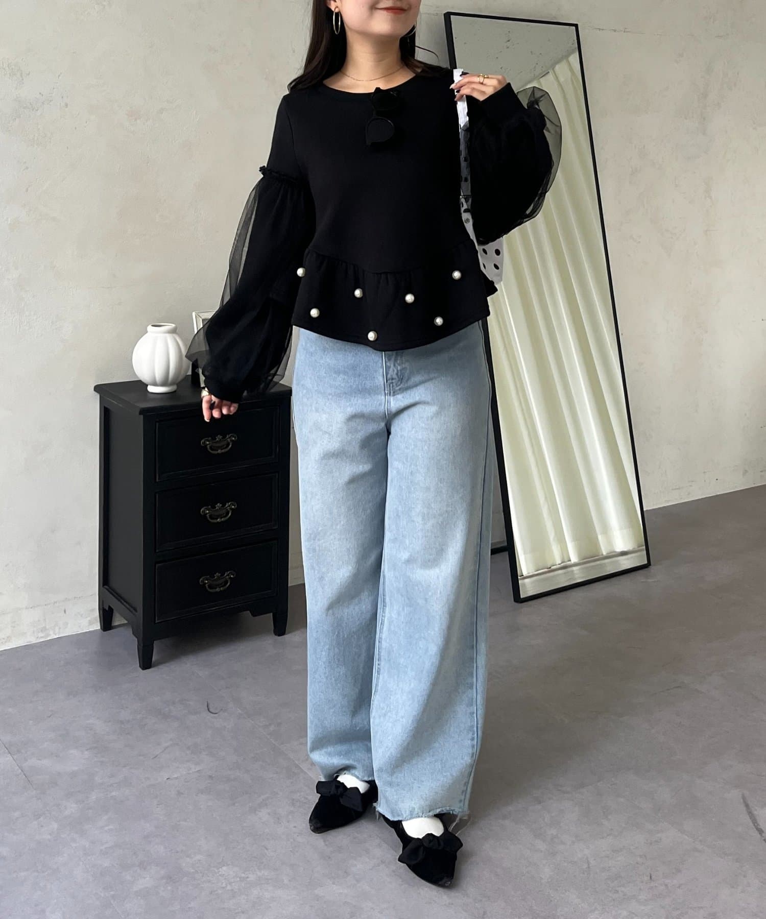 prose verse(プロズヴェール) 袖チュールパールペプラムスウェット