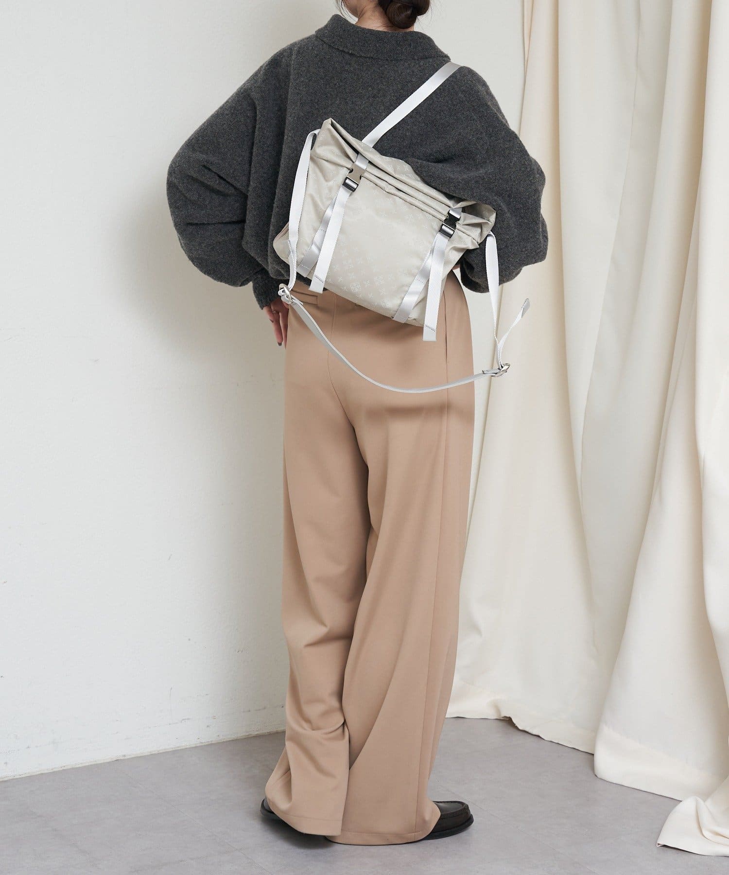 russet(ラシット) ナイロンジャガードメタルバックルショルダーバッグ M