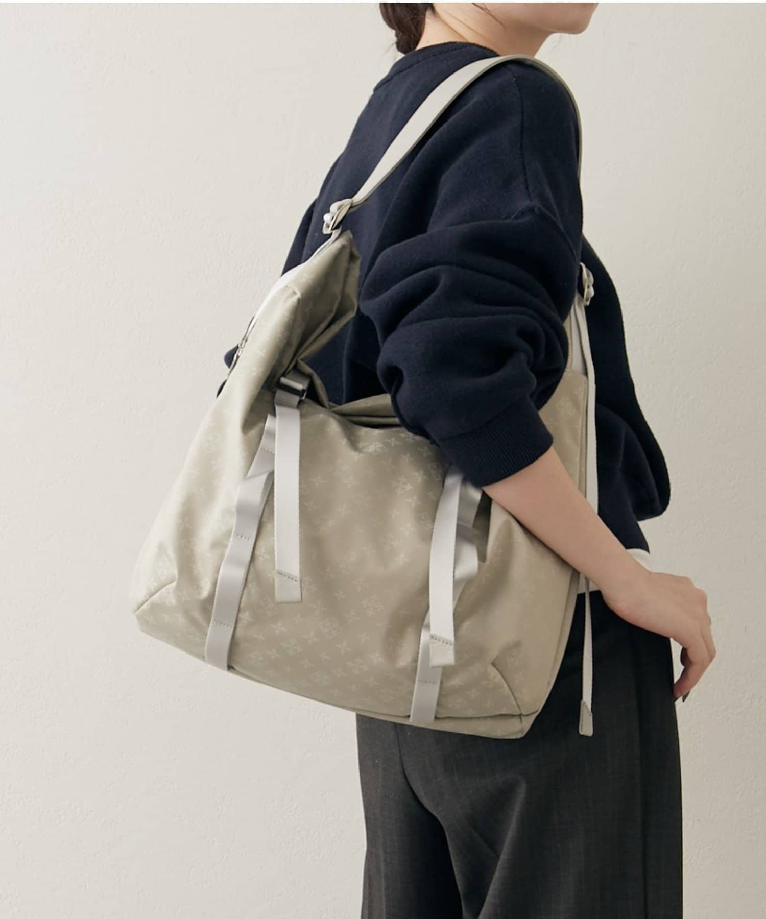 russet(ラシット) ナイロンジャガードメタルバックルショルダーバッグ L