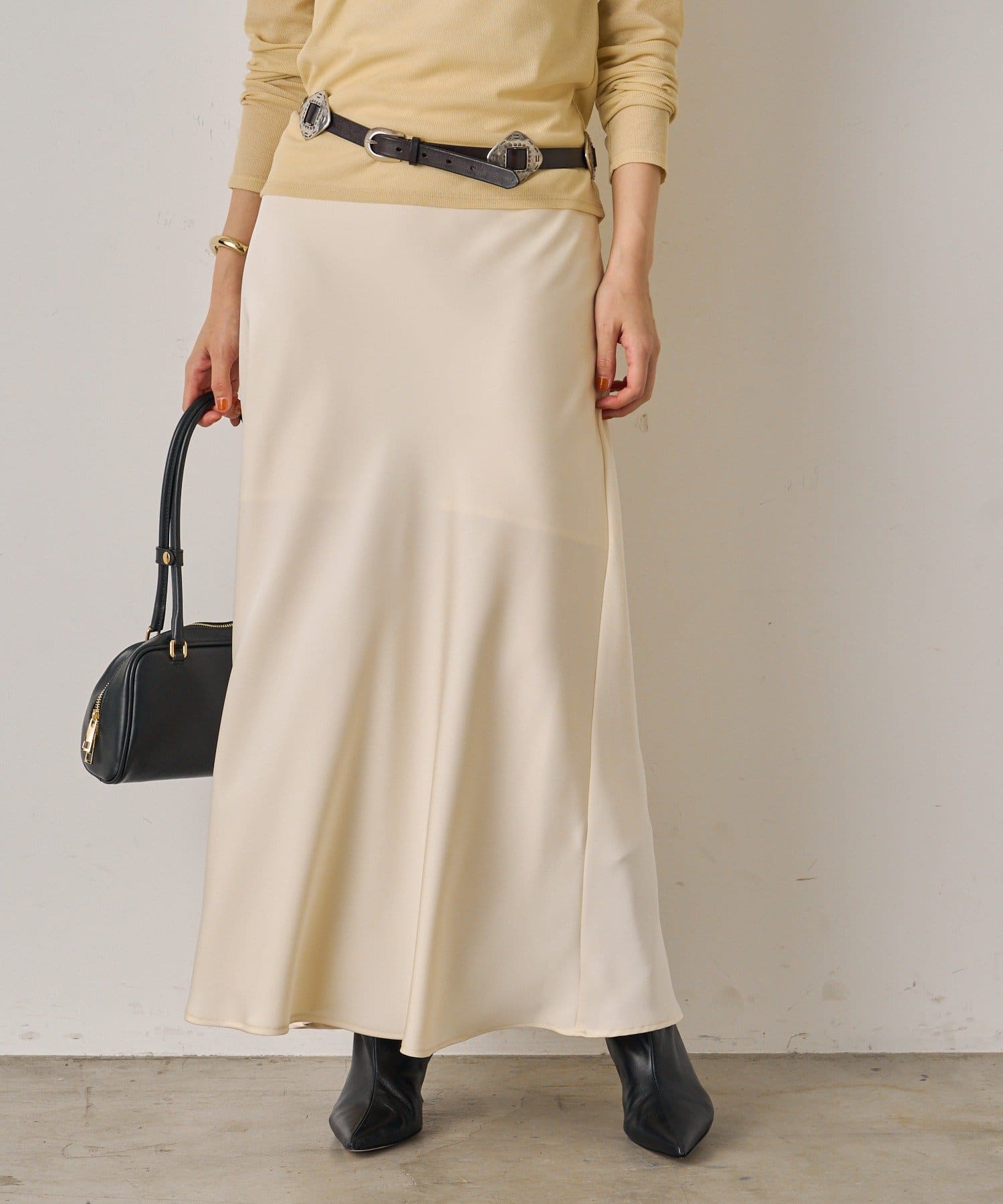 OUTLET(アウトレット) 【Loungedress】サテンナロースカート