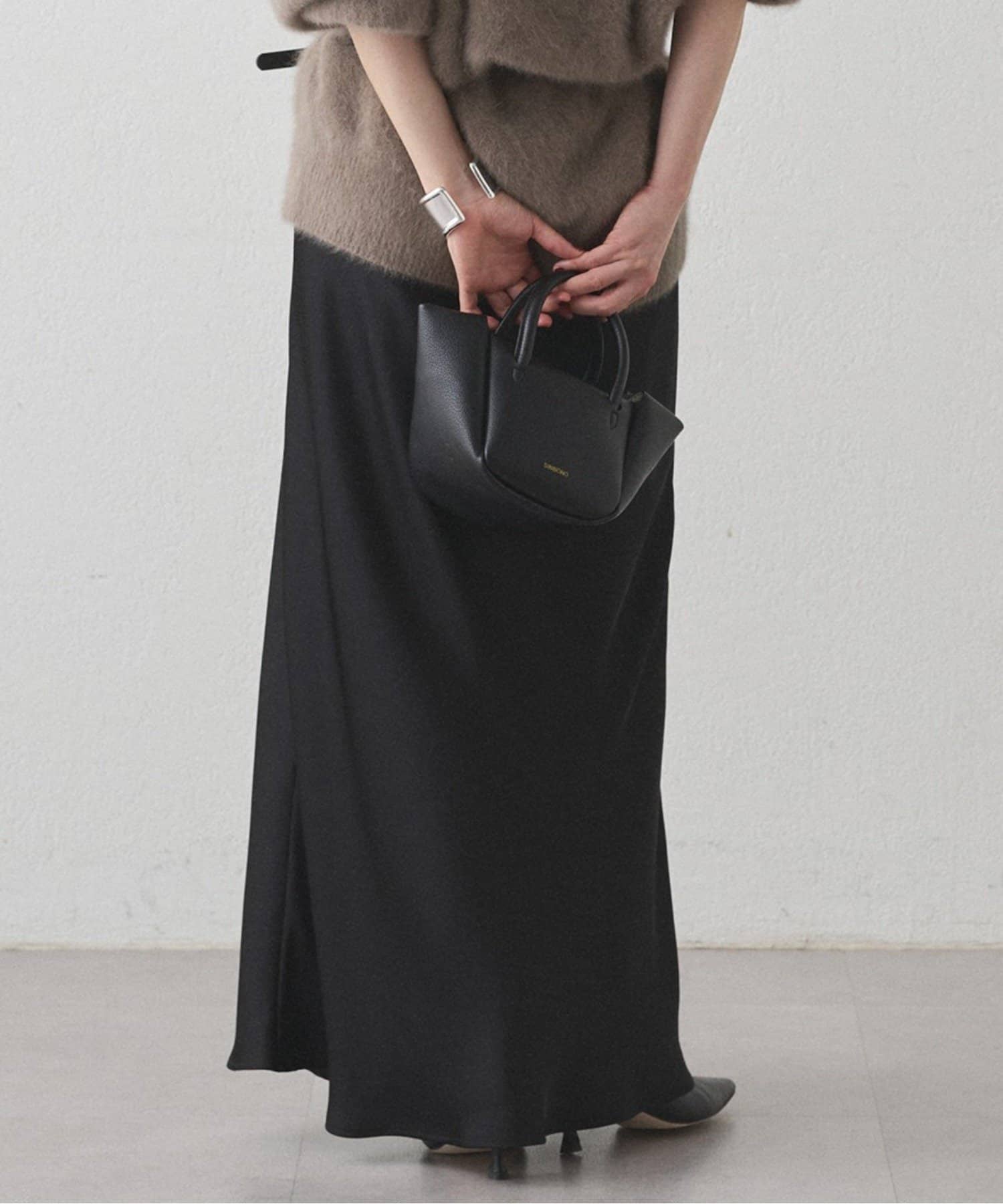 OUTLET(アウトレット) 【Loungedress】サテンナロースカート