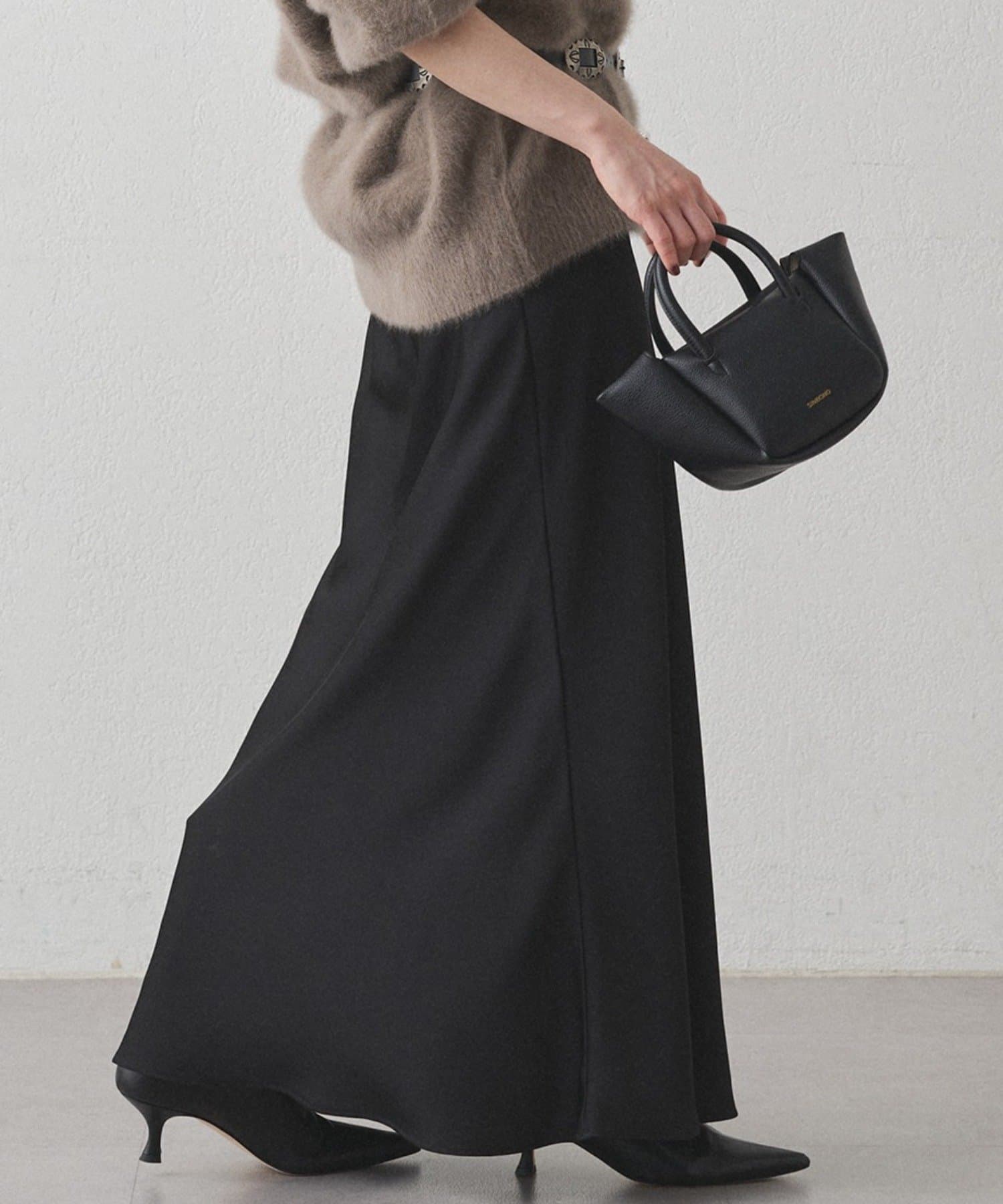 OUTLET(アウトレット) 【Loungedress】サテンナロースカート