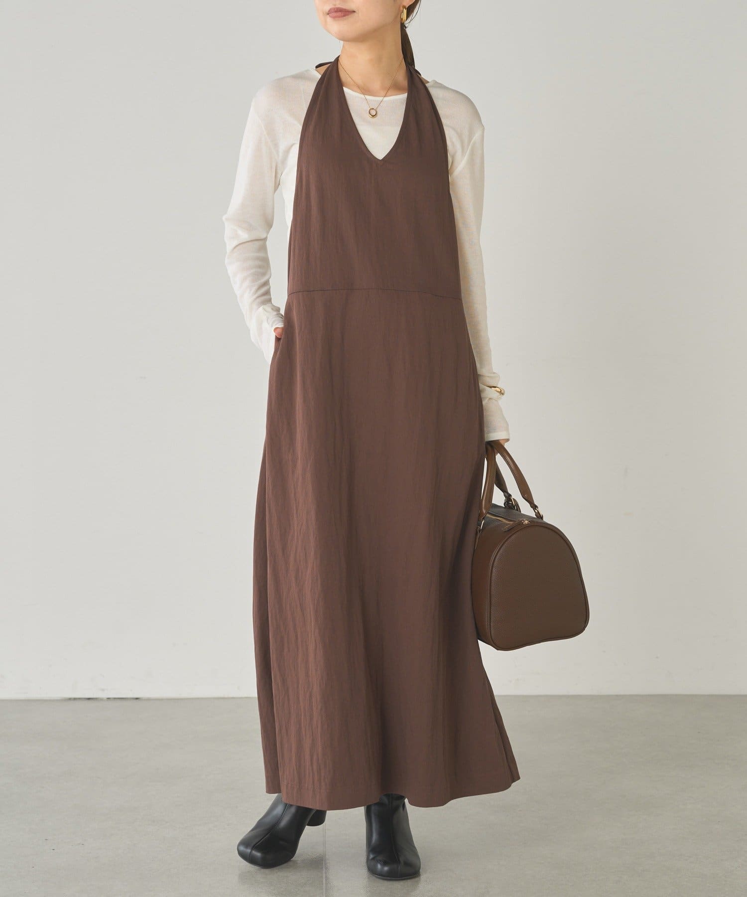 OUTLET(アウトレット) 【Loungedress】ホルターネックワンピース