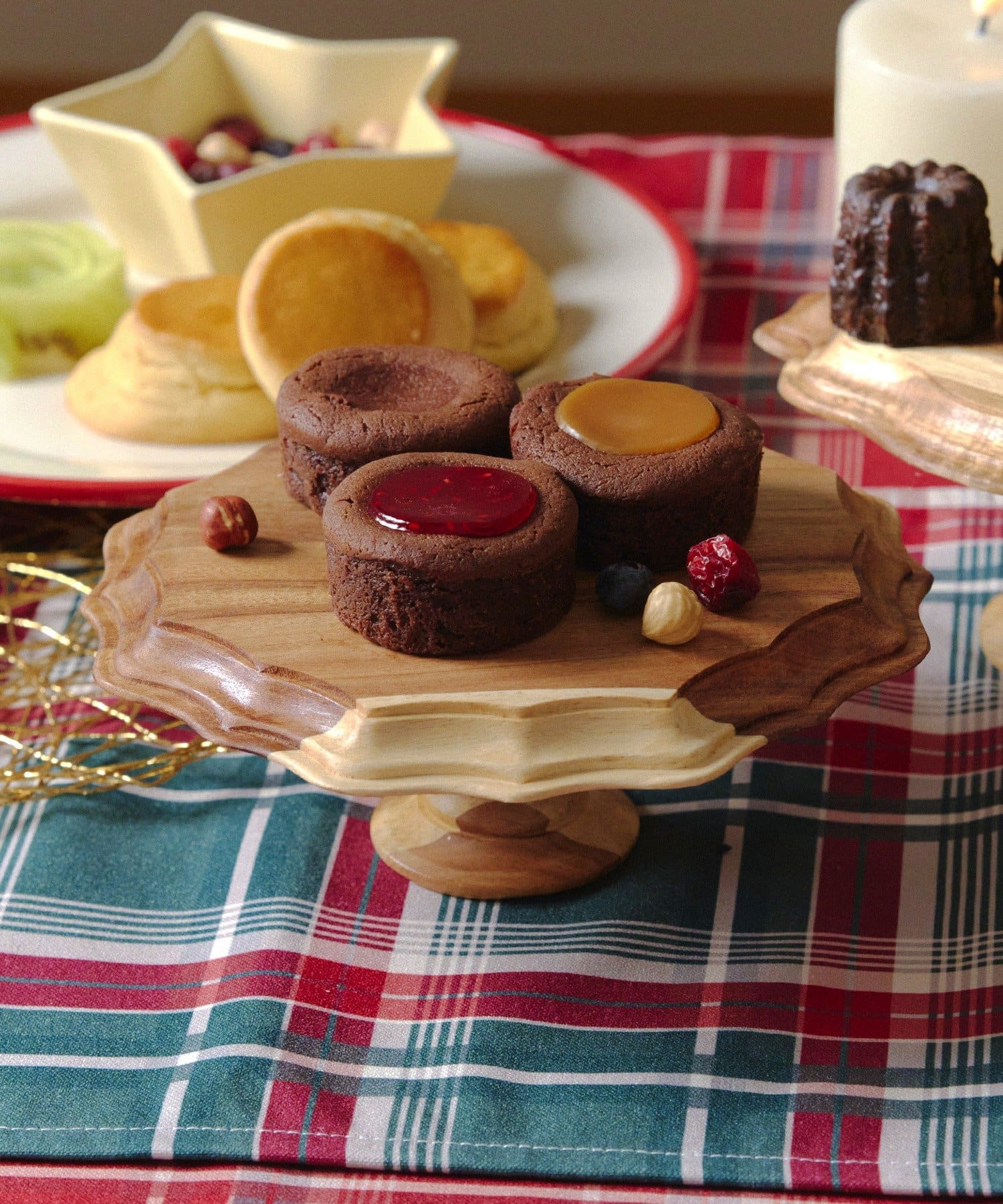 salut!(サリュ) スカラップラウンドケーキスタンド/クリスマスアフタヌーンティー