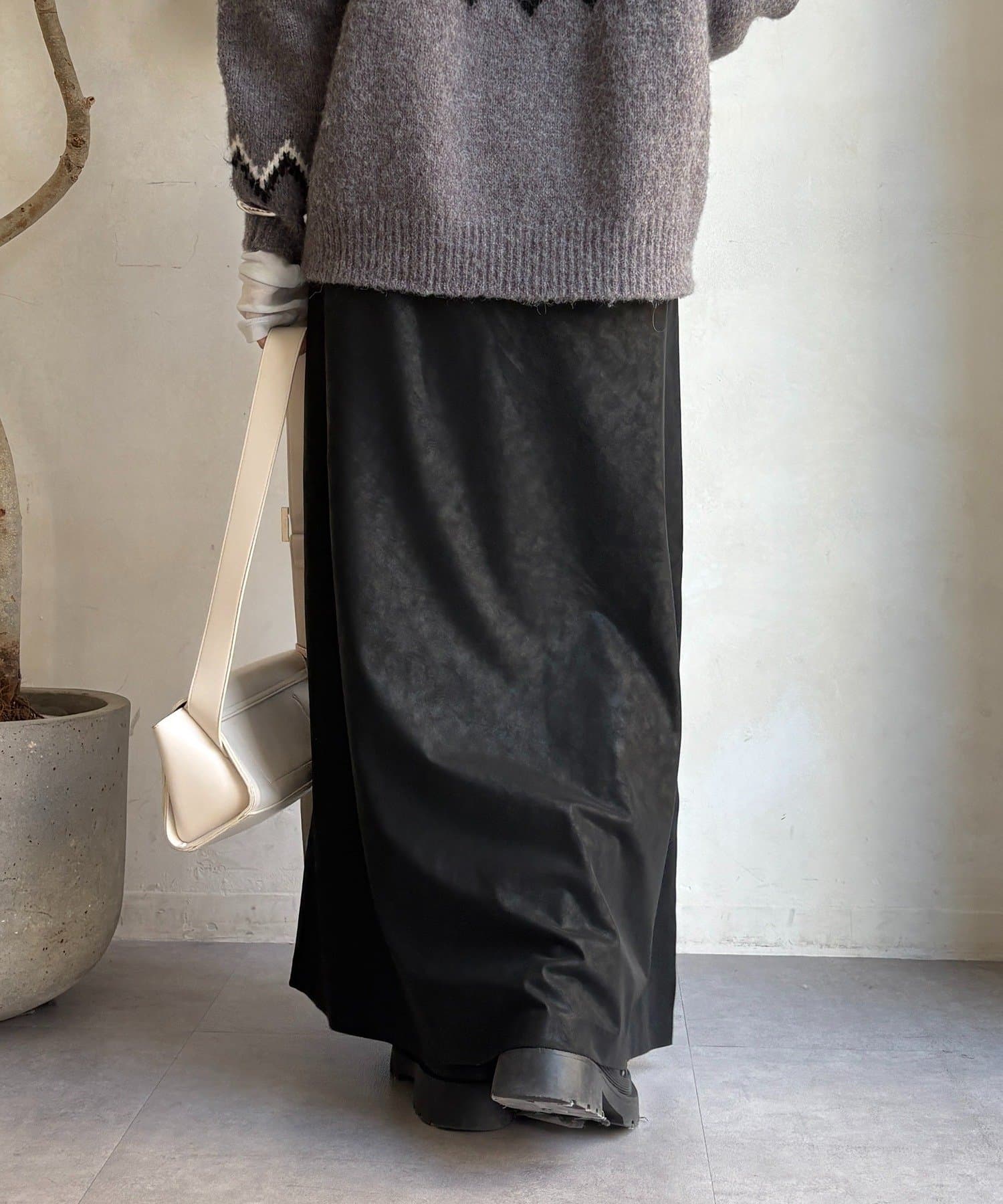 DOUDOU(ドゥドゥ) ヴィンテージフェイクレザーセミフレアスカート