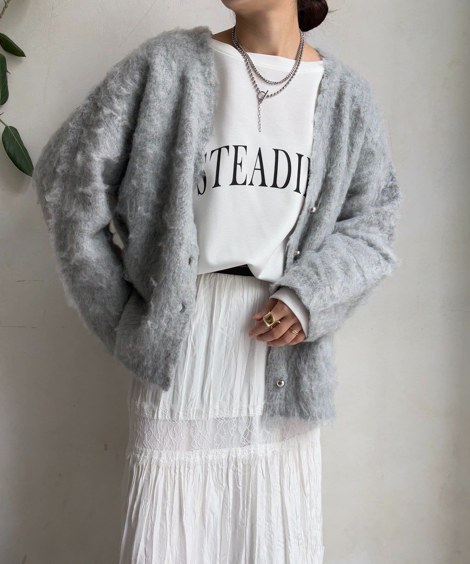 DOUDOU(ドゥドゥ) ブラッシュ加工シルバーボタンカーディガン