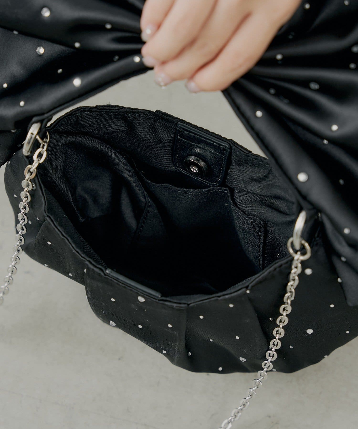 Chico(チコ) 【マルチウェイ/SALON by Chico】ビジューデザインリボンショルダーバッグ