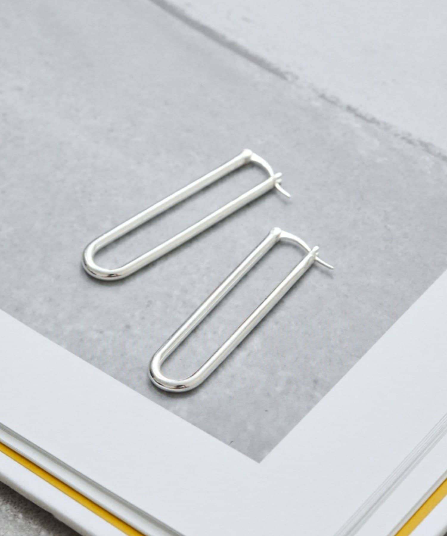 LOUNGEDRESS(ラウンジドレス) 《金属アレルギー対応/silver925》【GALENA/ガレナ】オーバルフープピアス