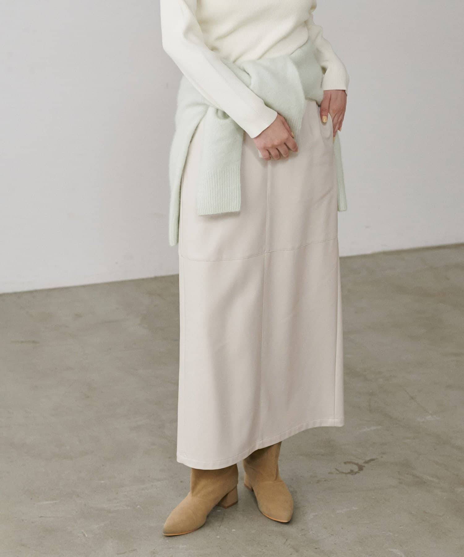 LARUTA(ラルータ) 【yurie企画】フェイクレザーナロースカート