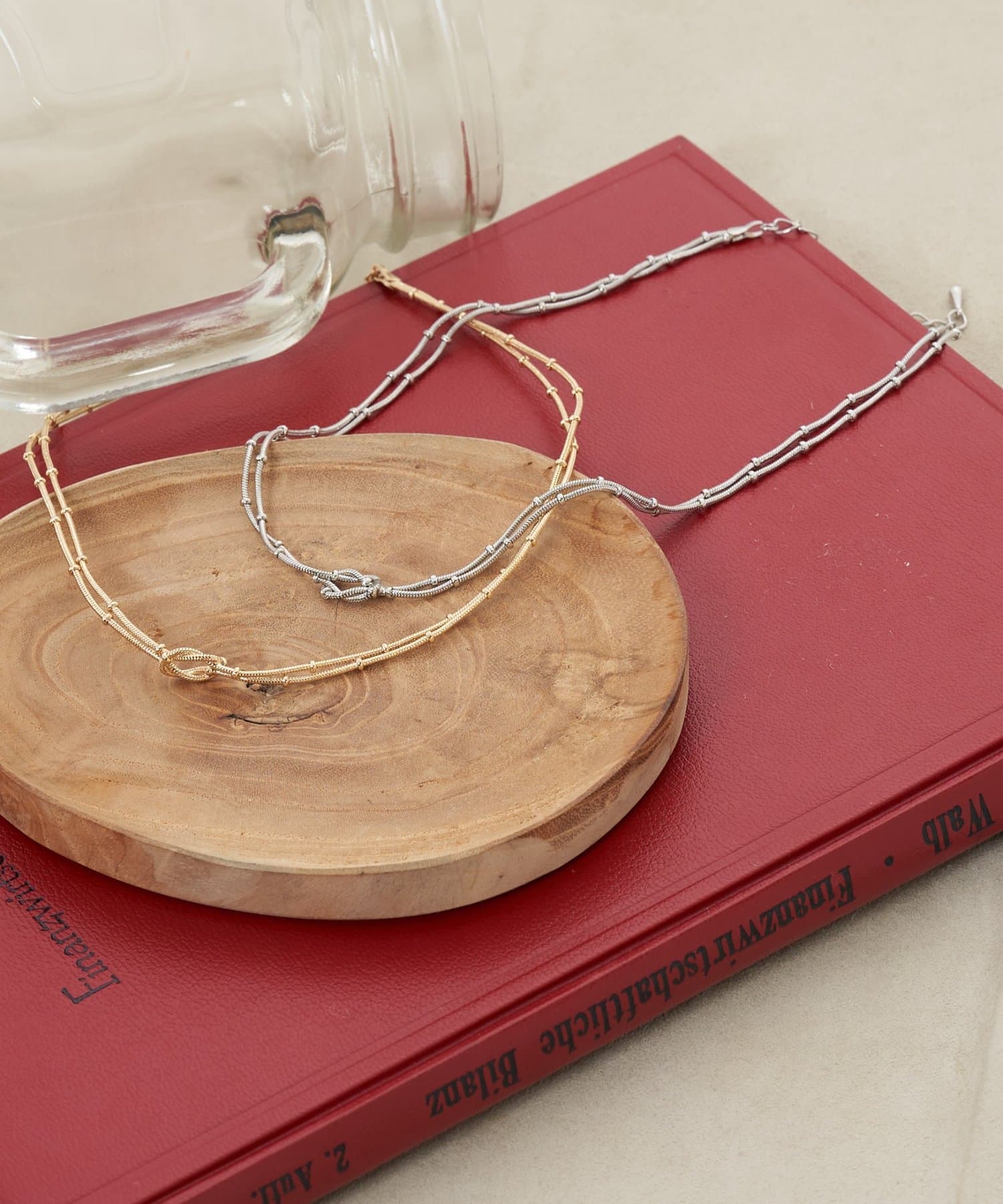 Jena　espace merveilleux(ジェナ　エスパスメルヴェイユ) ムスビナローネックレス