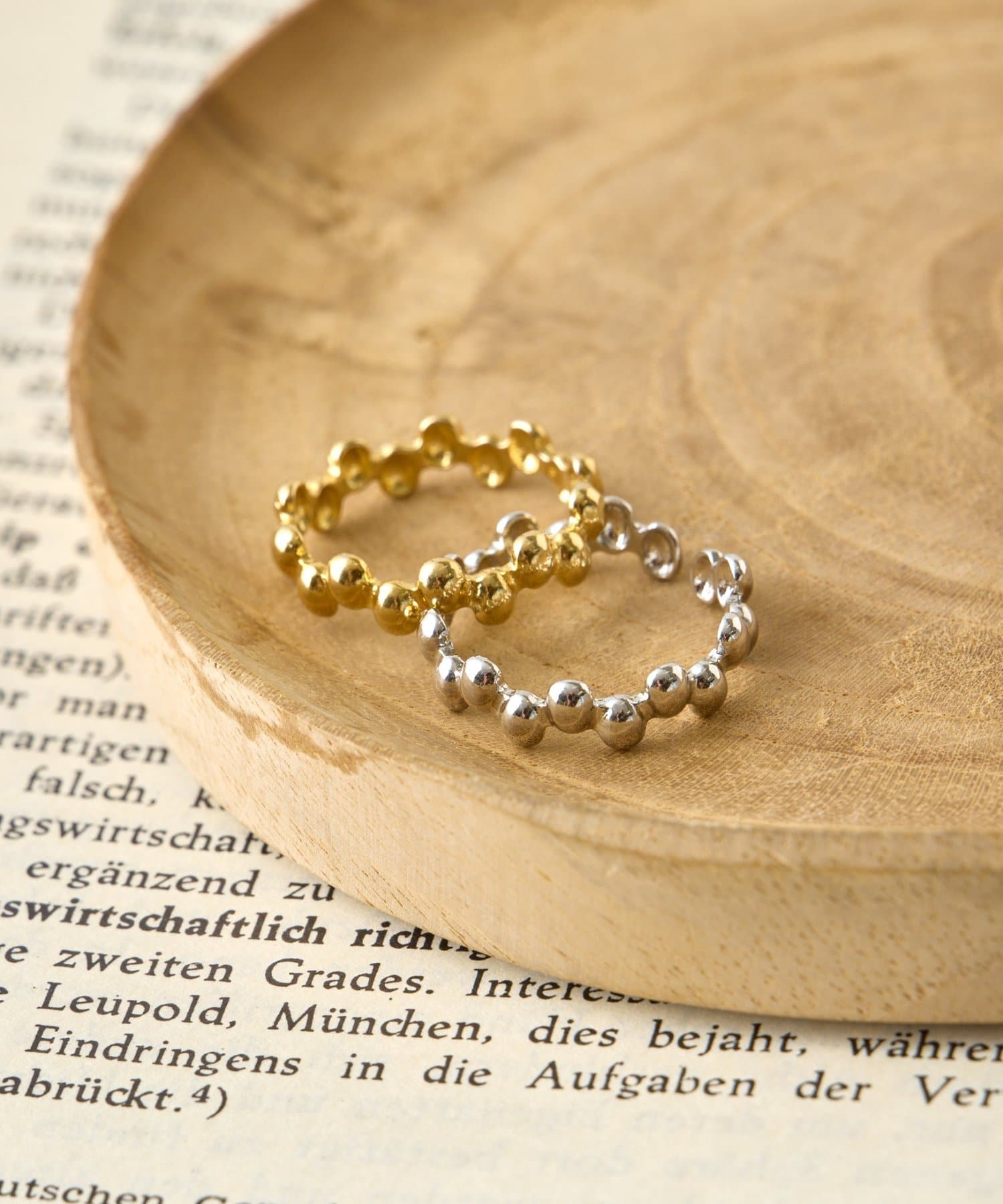 Jena　espace merveilleux(ジェナ　エスパスメルヴェイユ) ツブツブリング