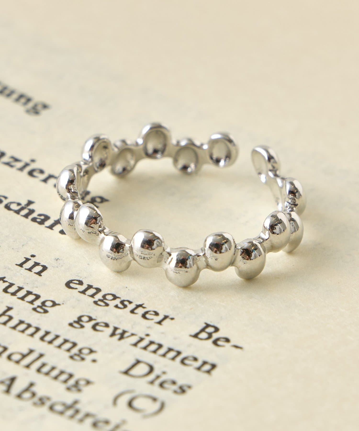 Jena　espace merveilleux(ジェナ　エスパスメルヴェイユ) ツブツブリング